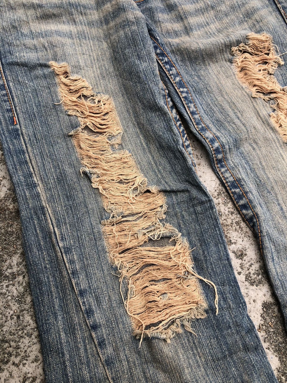 Other RUSTY BLUE FLARED DISTRESSED DENIM Size US 32 / EU 48 - 4 Thumbnail