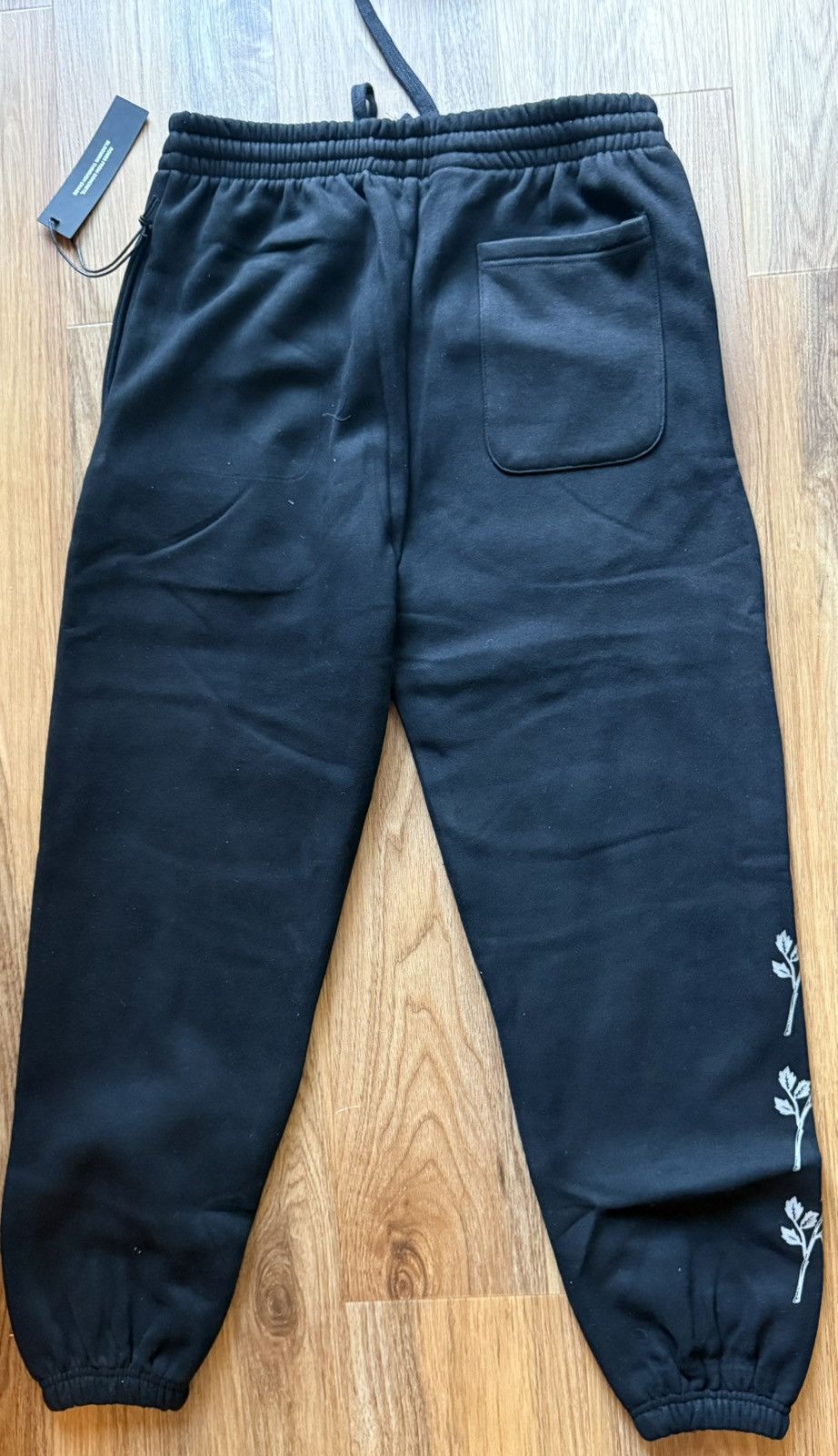 Civil Regime Civil Regime “Roses never Die “ medium sweatpants joggers Size US 32 / EU 48 - 4 Thumbnail