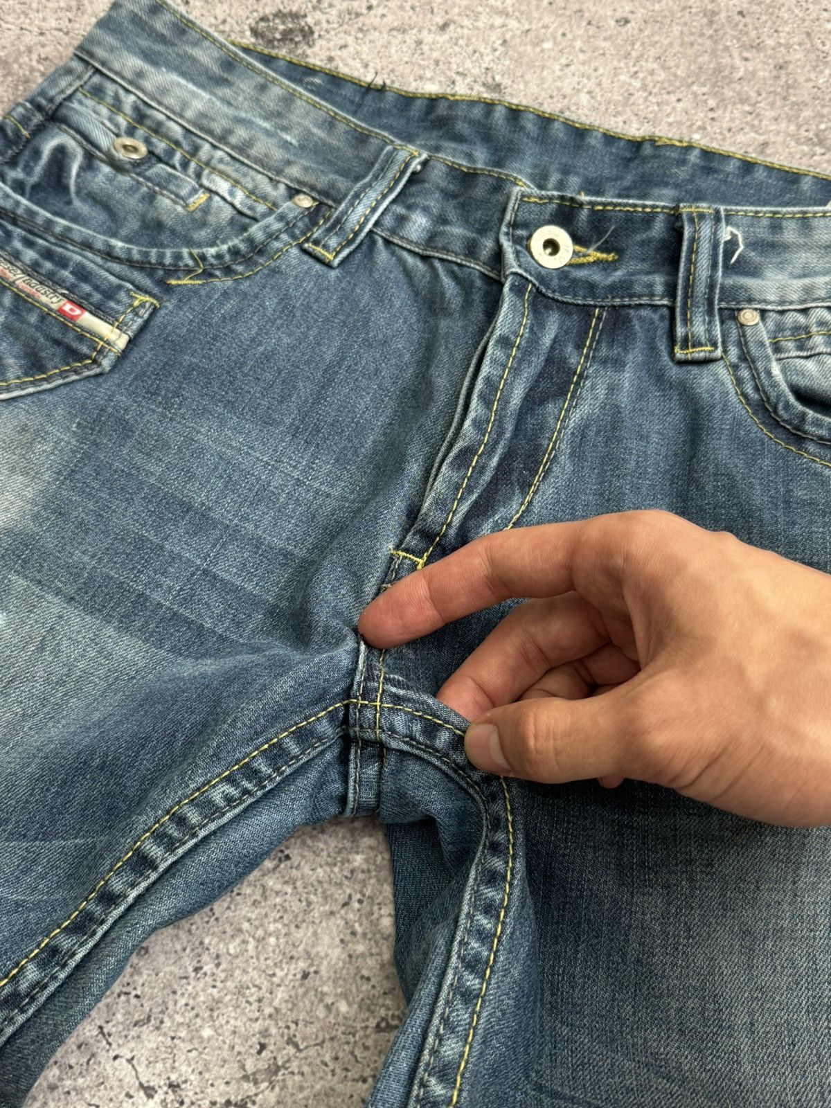 Diesel × Vintage Vintage Diesel Y2K distressed dirty jeans pants Size US 33 - 10 Thumbnail