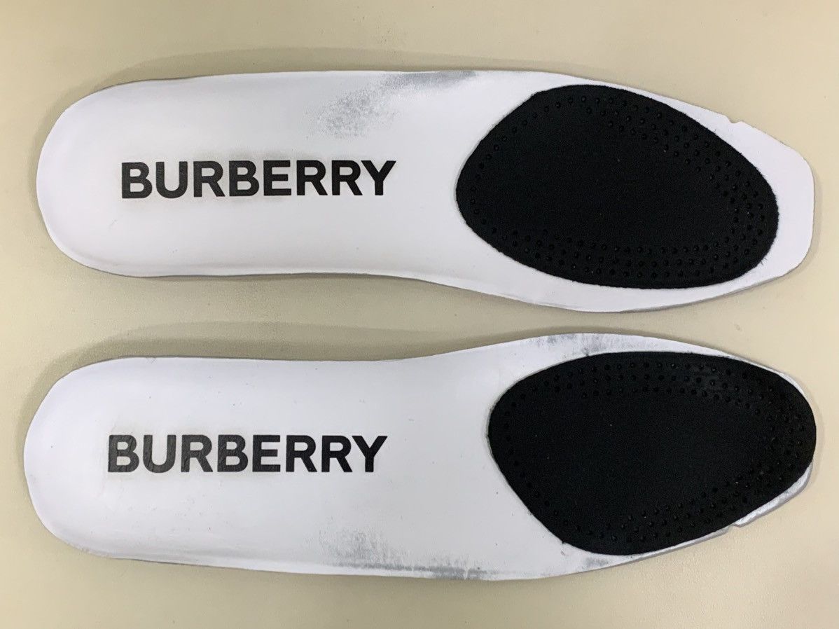 Burberry BURBERRY AUXBURTON LEATHER QUILTED SNEAKERS Size US 12 / EU 45 - 16 Thumbnail