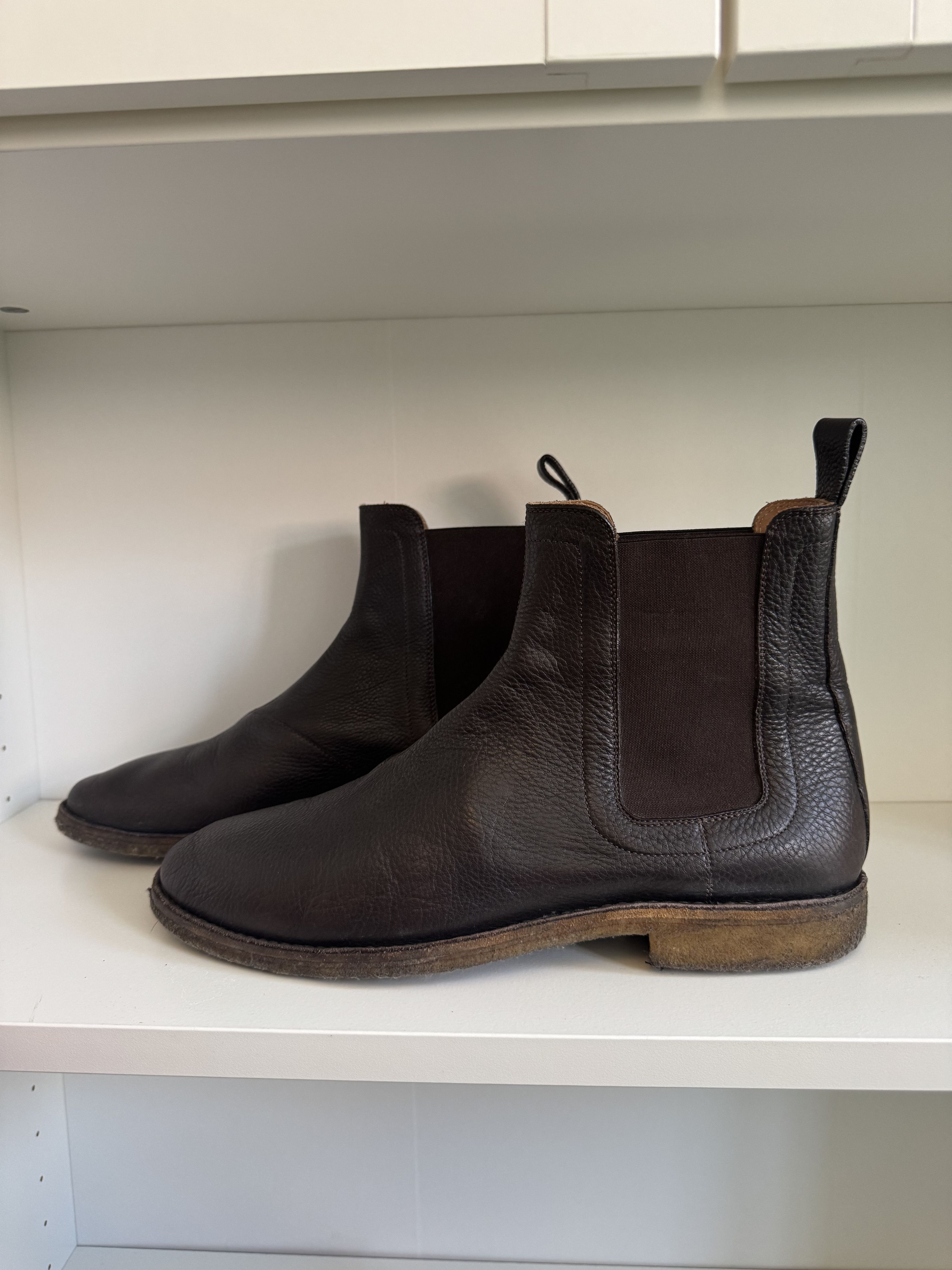 Bottega Veneta Bottega Veneta Chelsea Boots Size US 10.5 / EU 43-44 - 1 Thumbnail