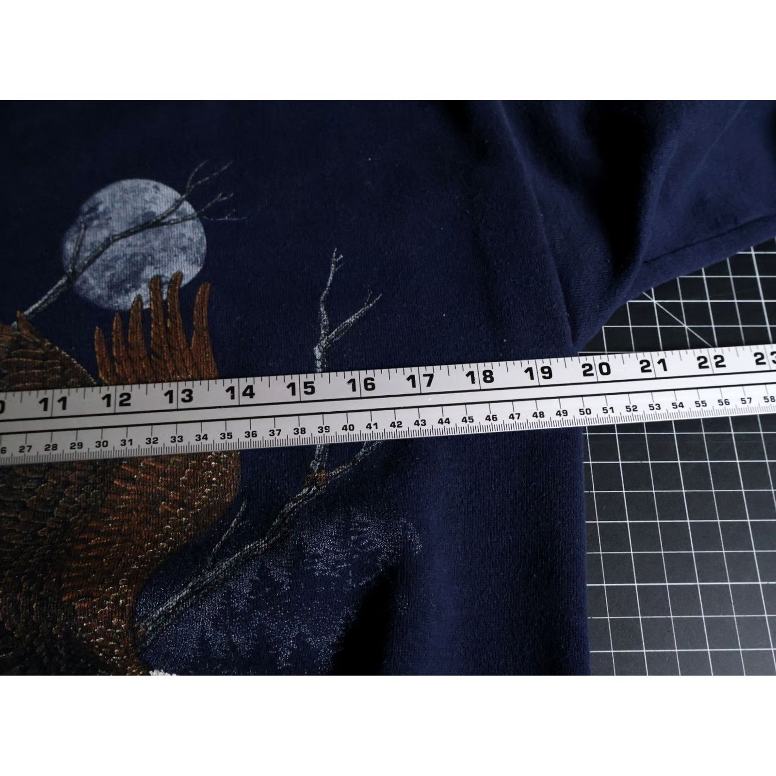 Tultex VINTAGE Tultex Eagle Sweatshirt Graphic Print Blue 50/50 1990s Nature Outdoors Mens Large Adult Medium 90s Retro Size US M / EU 48-50 / 2 - 6 Thumbnail