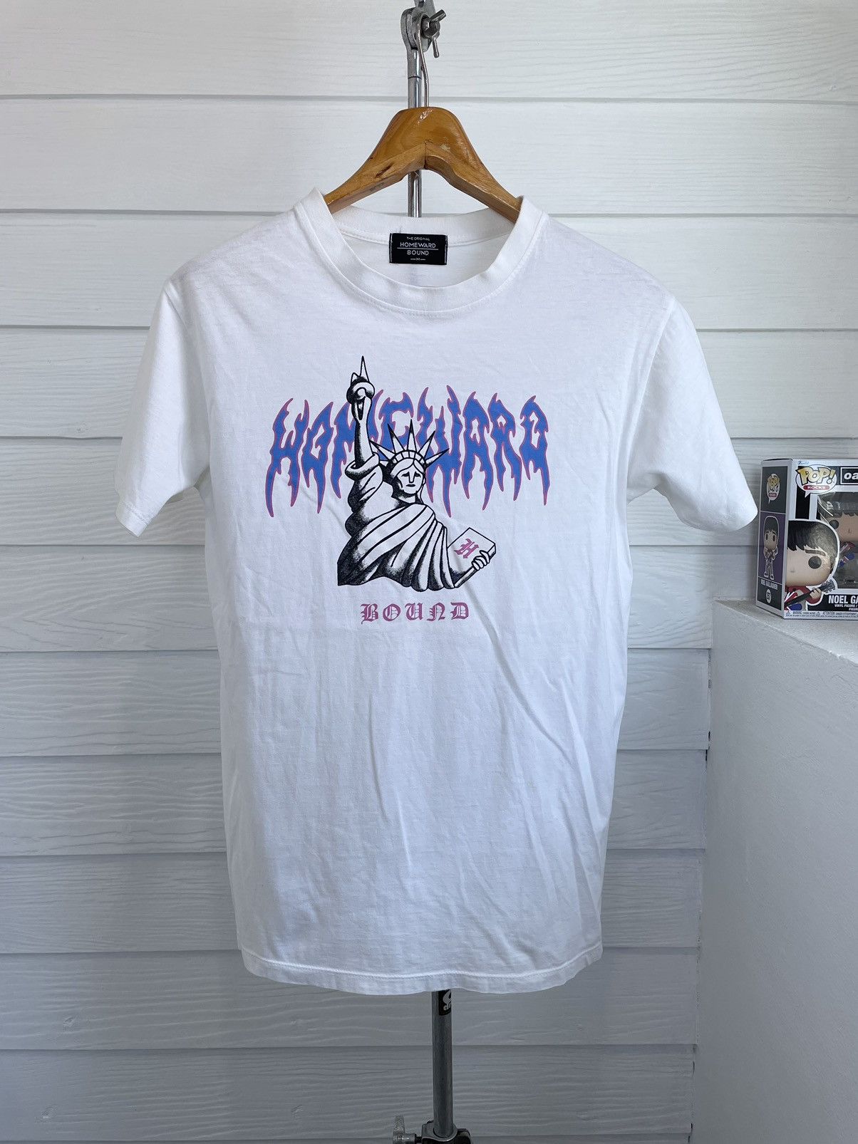 Vintage HOMEWARD BOUND THAI STREETWEAR BRAND T-SHIRT Size US S / EU 44-46 / 1 - 1 Thumbnail