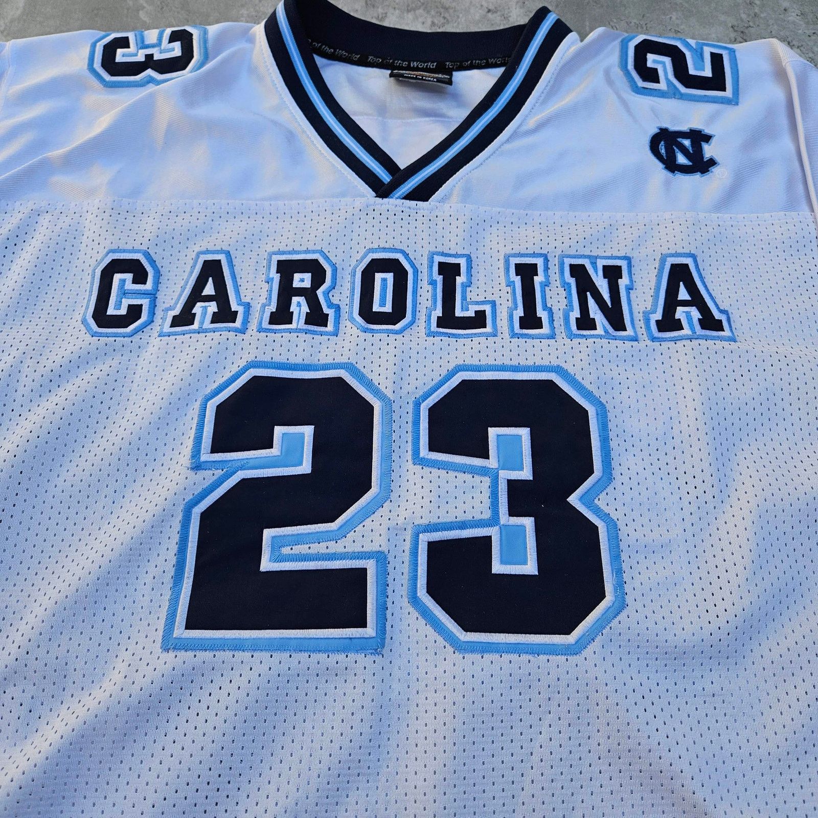 NBA Vintage North Carolina Tar Heels Jersey Size Large #23 Size US L / EU 52-54 / 3 - 2 Thumbnail