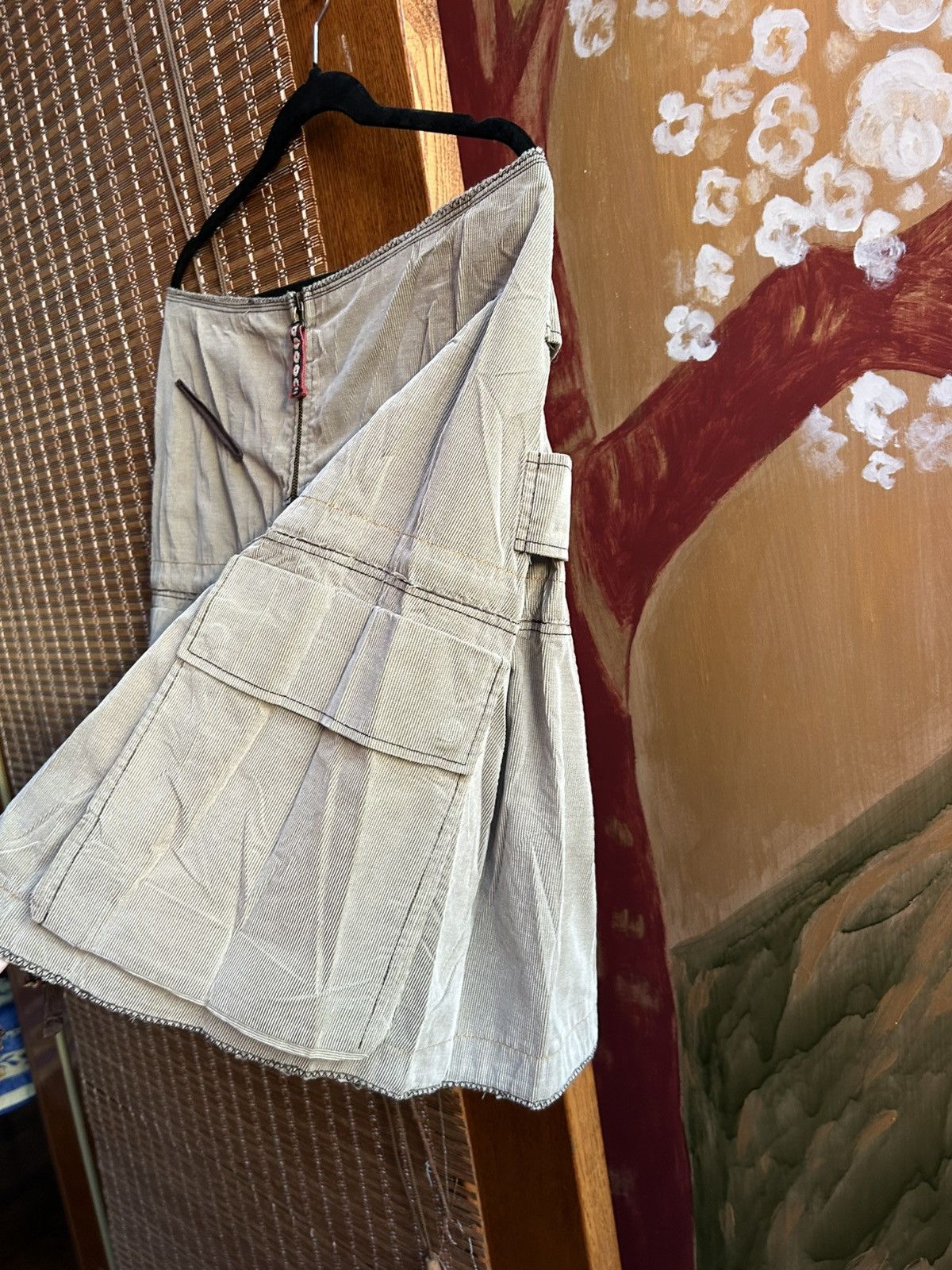 Marithe + Francois Girbaud M+F Girbaud Cargo Utility Pinwale Corduroy Khaki Skirt Size 32" / US 10 / IT 46 - 5 Thumbnail