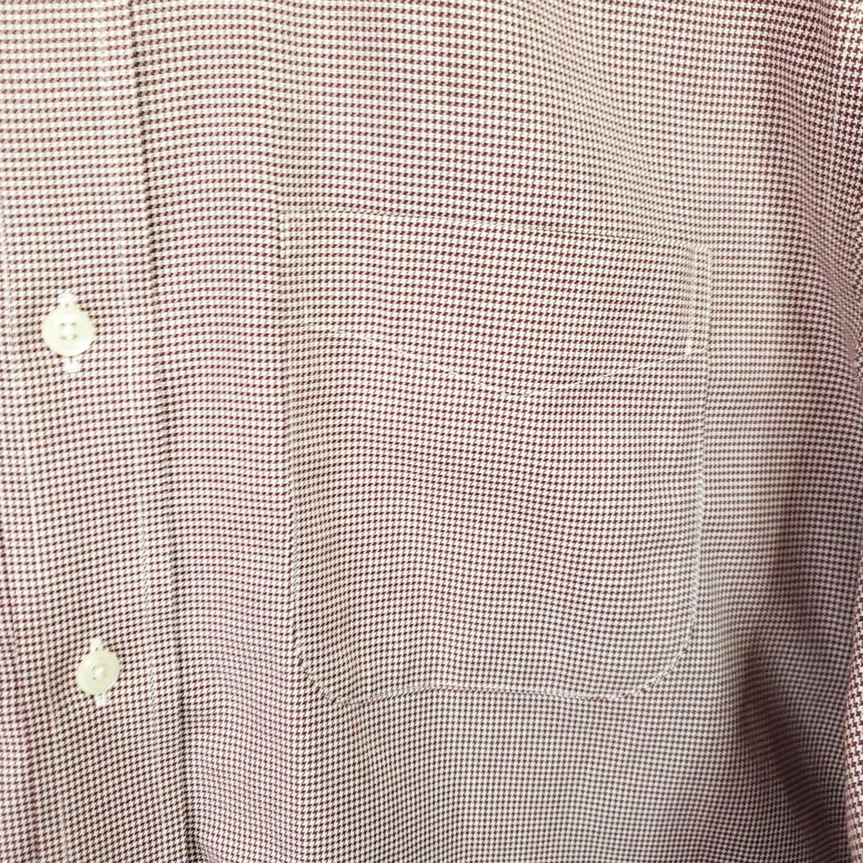 Vintage LL Bean Mens L Red Wrinkle Resistant Long Sleeve Button Up Houndstooth Shirt Mens Size US L / EU 52-54 / 3 - 5 Thumbnail