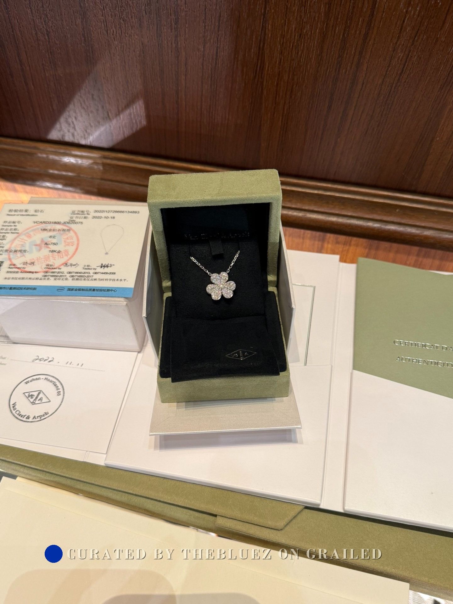 Van Cleef Frivole Small Diamond Pendant in White, Women's