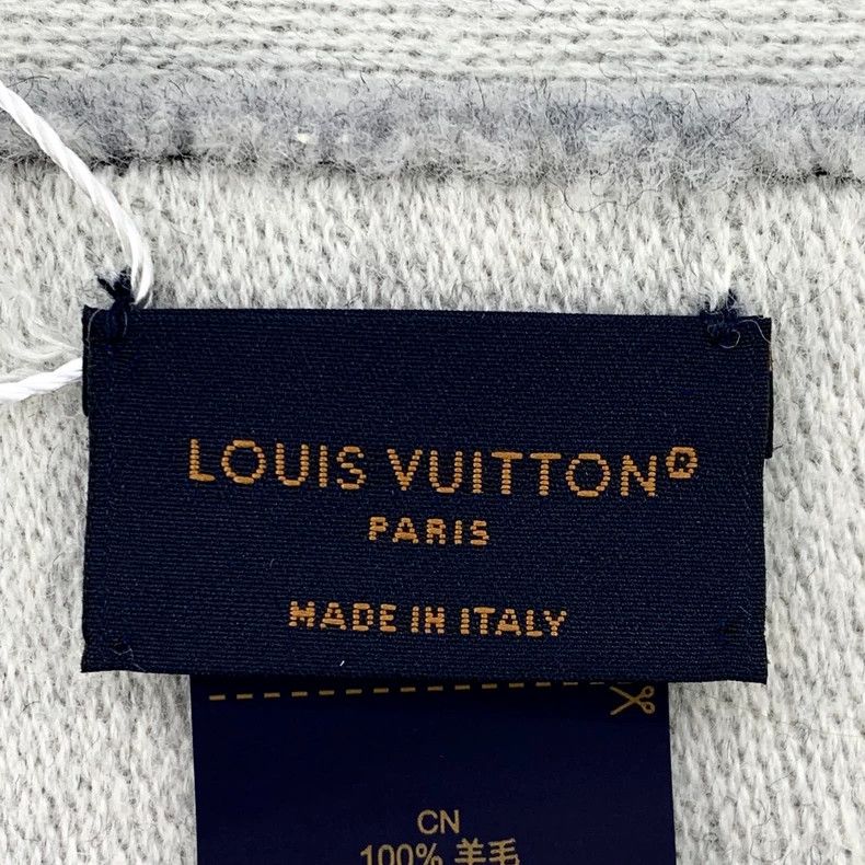 Louis Vuitton Louis Vuitton Grey presbyopic wool fringed scarf Size ONE SIZE - 8 Thumbnail