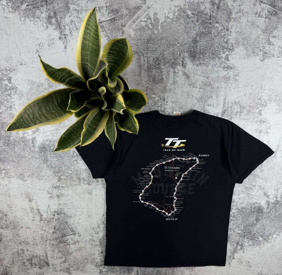 Other ISLE OF MAN Honda Bike 90S Delray Formula 1 T Shirt Tee Size US XL / EU 56 / 4 - 2 Thumbnail