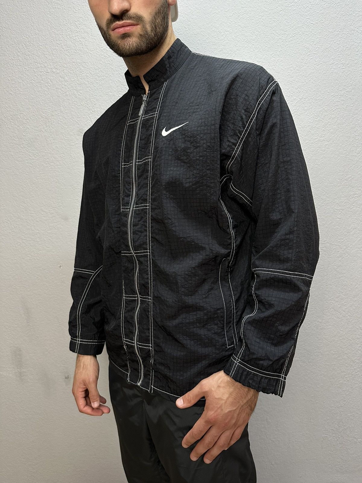 Nike × Vintage Vintage Nike Y2K Nylon Jacket Drill Embroidered Big Logo Size US M / EU 48-50 / 2 - 7 Thumbnail
