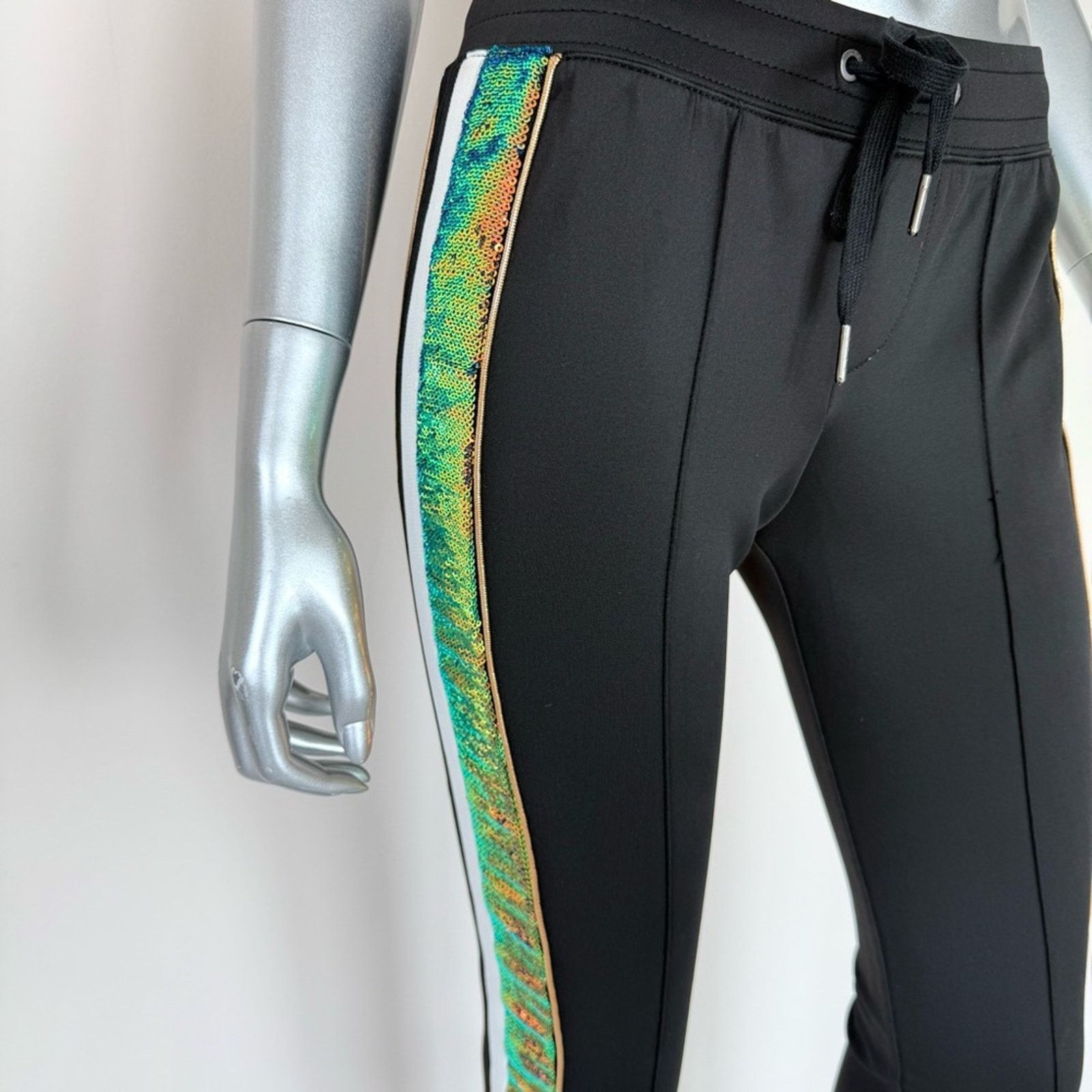 Pam & Gela NEW!!! PAM&GELA women pants with sequins size P Size 27" / US 4 / IT 40 - 2 Thumbnail