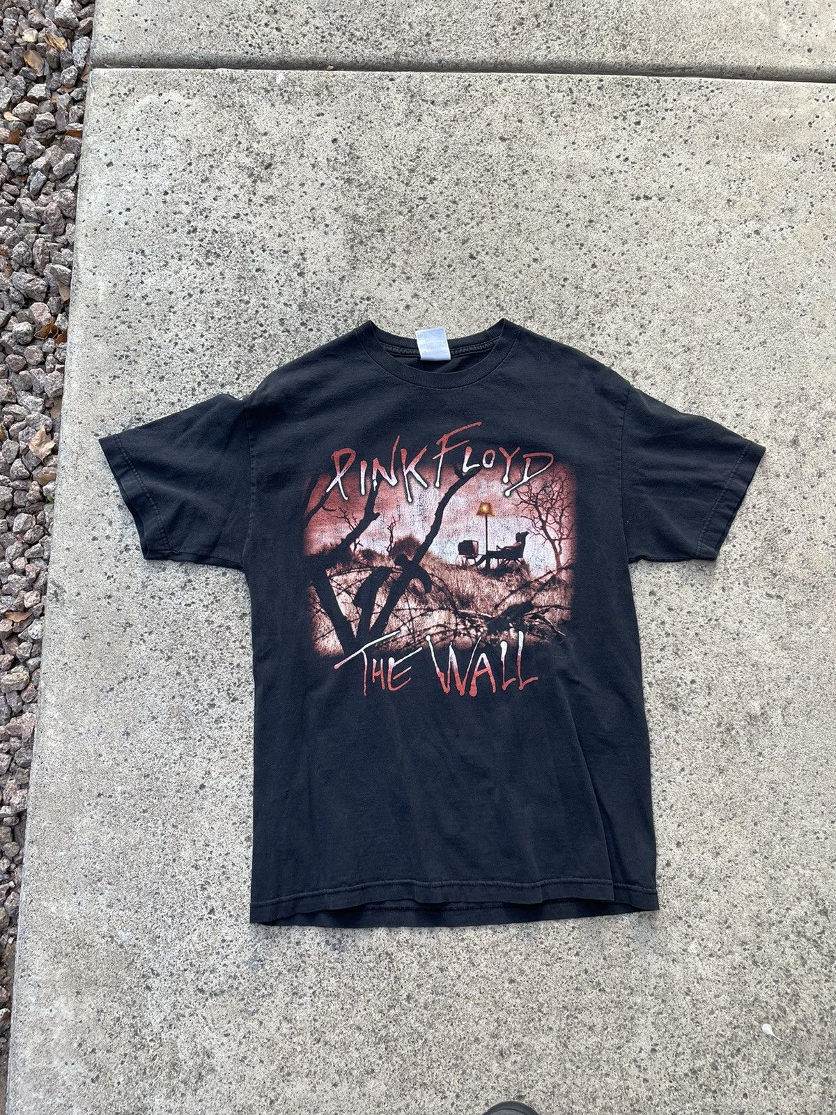 AAA Pink Floyd’s the wall t shirt Size US L / EU 52-54 / 3 - 1 Thumbnail