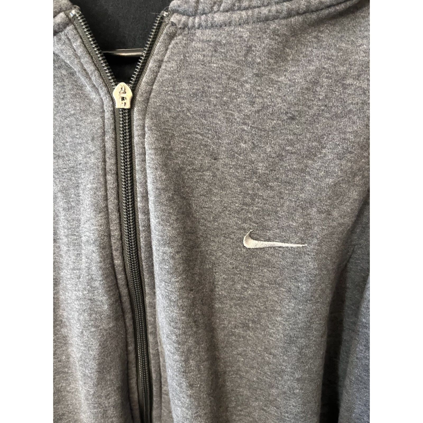 Nike Nike full-zip hoodie Men M gray white 148781-064 Flaw Size US M / EU 48-50 / 2 - 3 Thumbnail
