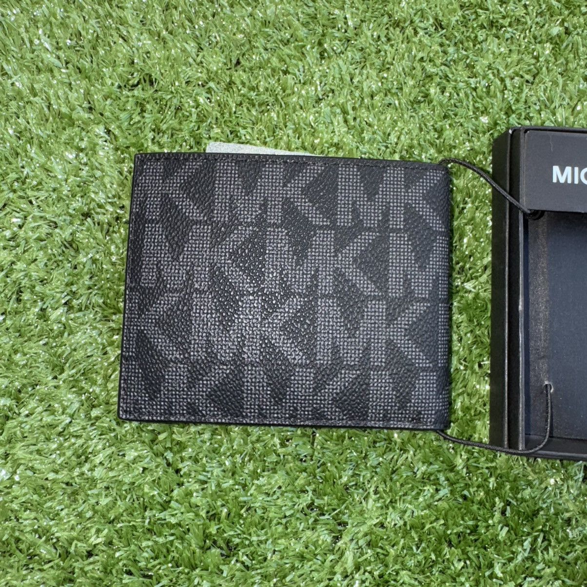 Michael Kors × Vintage Michael Kors Black Jet Set Leather Bi-Fold (Billfold) Wallet Size ONE SIZE - 5 Thumbnail