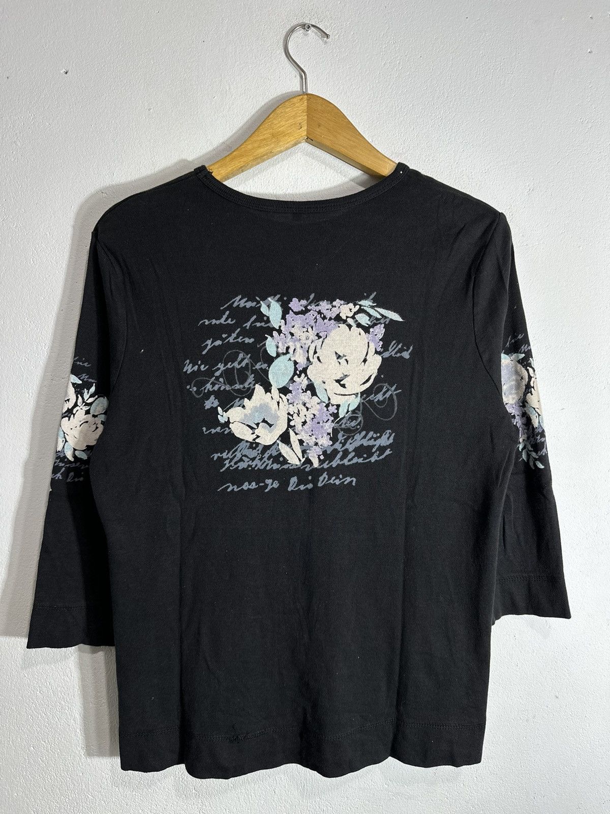 Hysteric Glamour WORLDCLASS STUDDED GLITTER POEM FLOWER LONG SLEEVE TEE Size US M / EU 48-50 / 2 - 2 Thumbnail