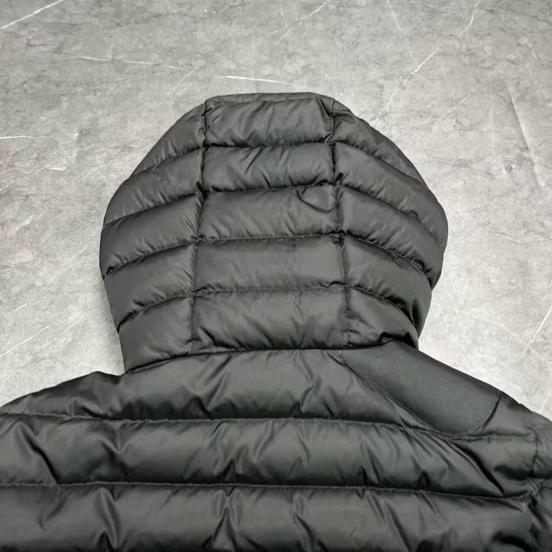 Moncler moncler ski series zip sleeve down jacket Size US S / EU 44-46 / 1 - 3 Thumbnail