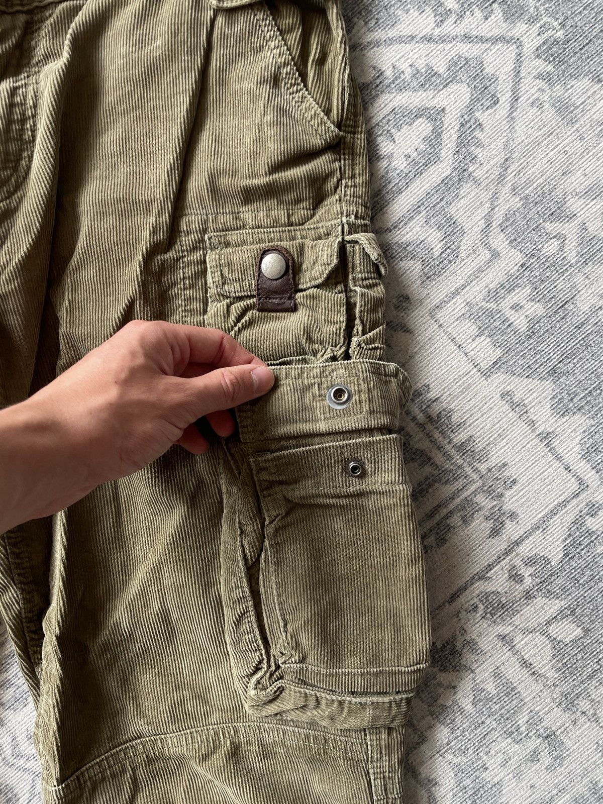 Polo Ralph Lauren Vintage Polo Ralph Lauren Cargo Pants Velvet Corduroy Army Size US 32 / EU 48 - 8 Thumbnail