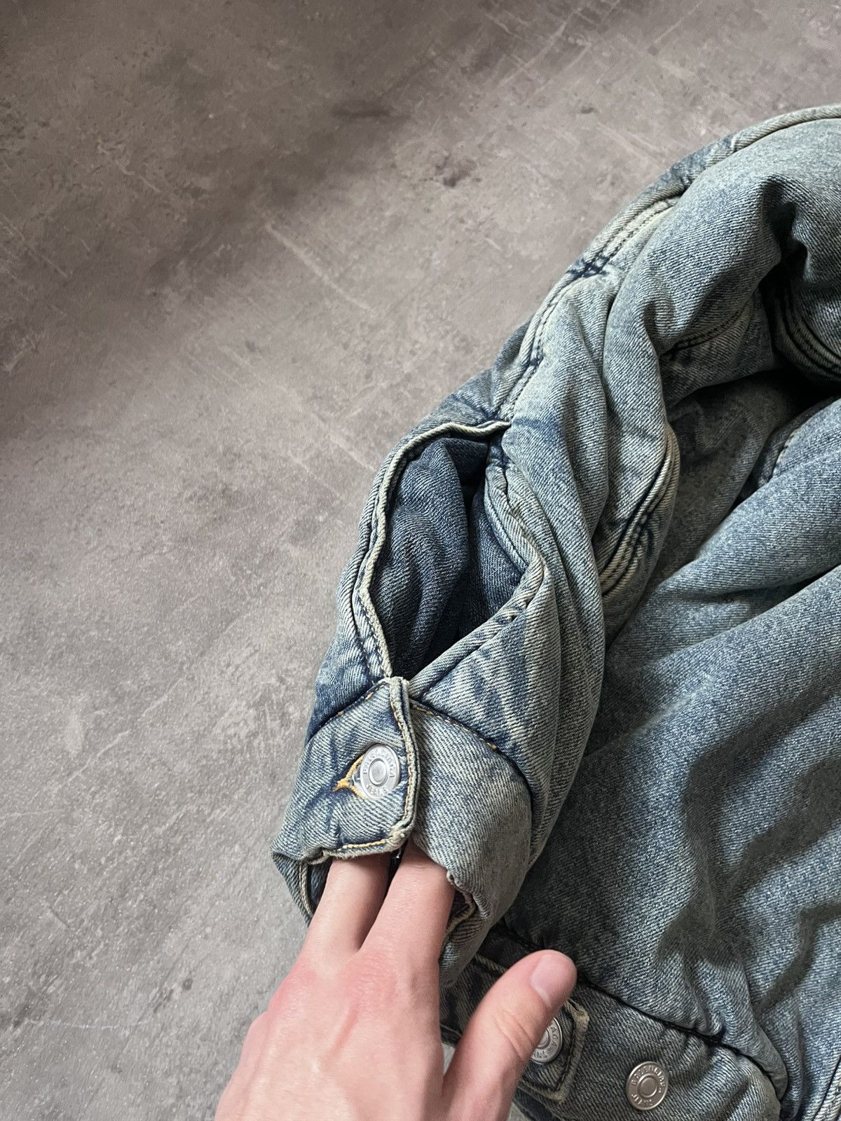 Balenciaga Balenciaga F/W 22 padded denim jacket bomber Kanye West Size US S / EU 44-46 / 1 - 10 Thumbnail
