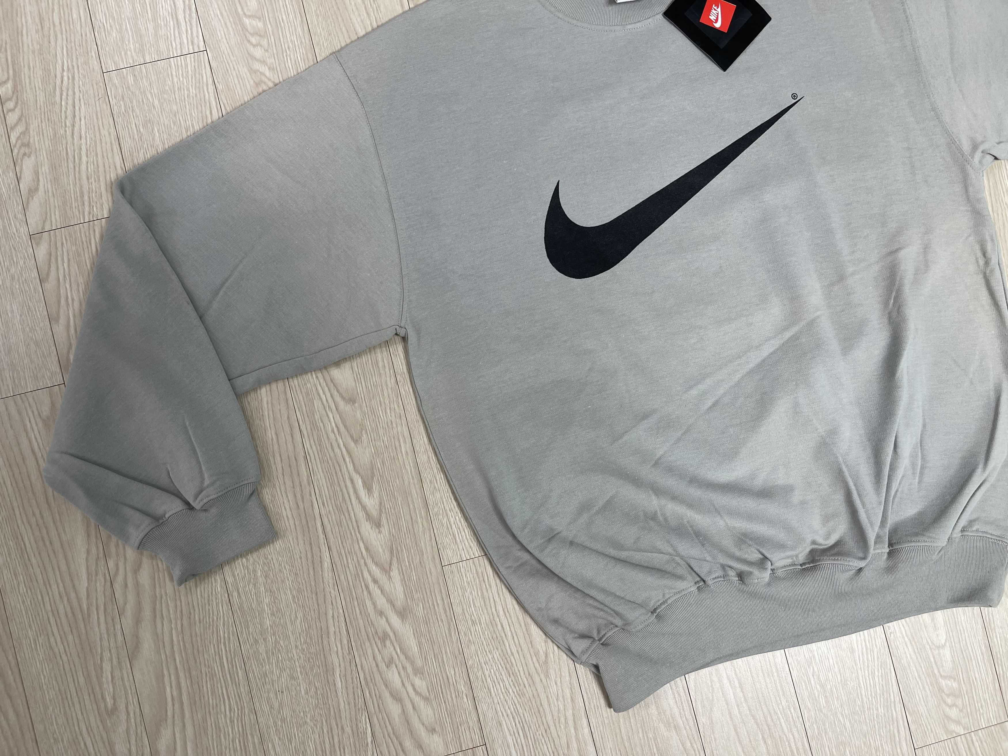Nike Nike Red Tag Old 90’s Vintage Sweatshirt 1990 Gray L Size US L / EU 52-54 / 3 - 2 Thumbnail