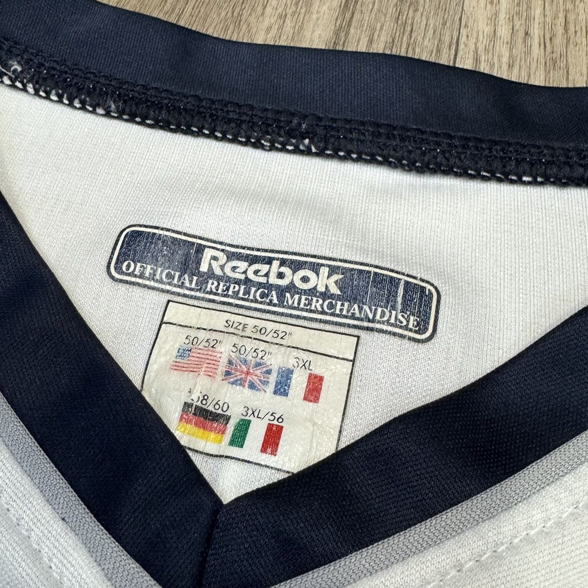 Reebok Bolton 02/03 home shirt #33 Hendry Size US XL / EU 56 / 4 - 7 Thumbnail
