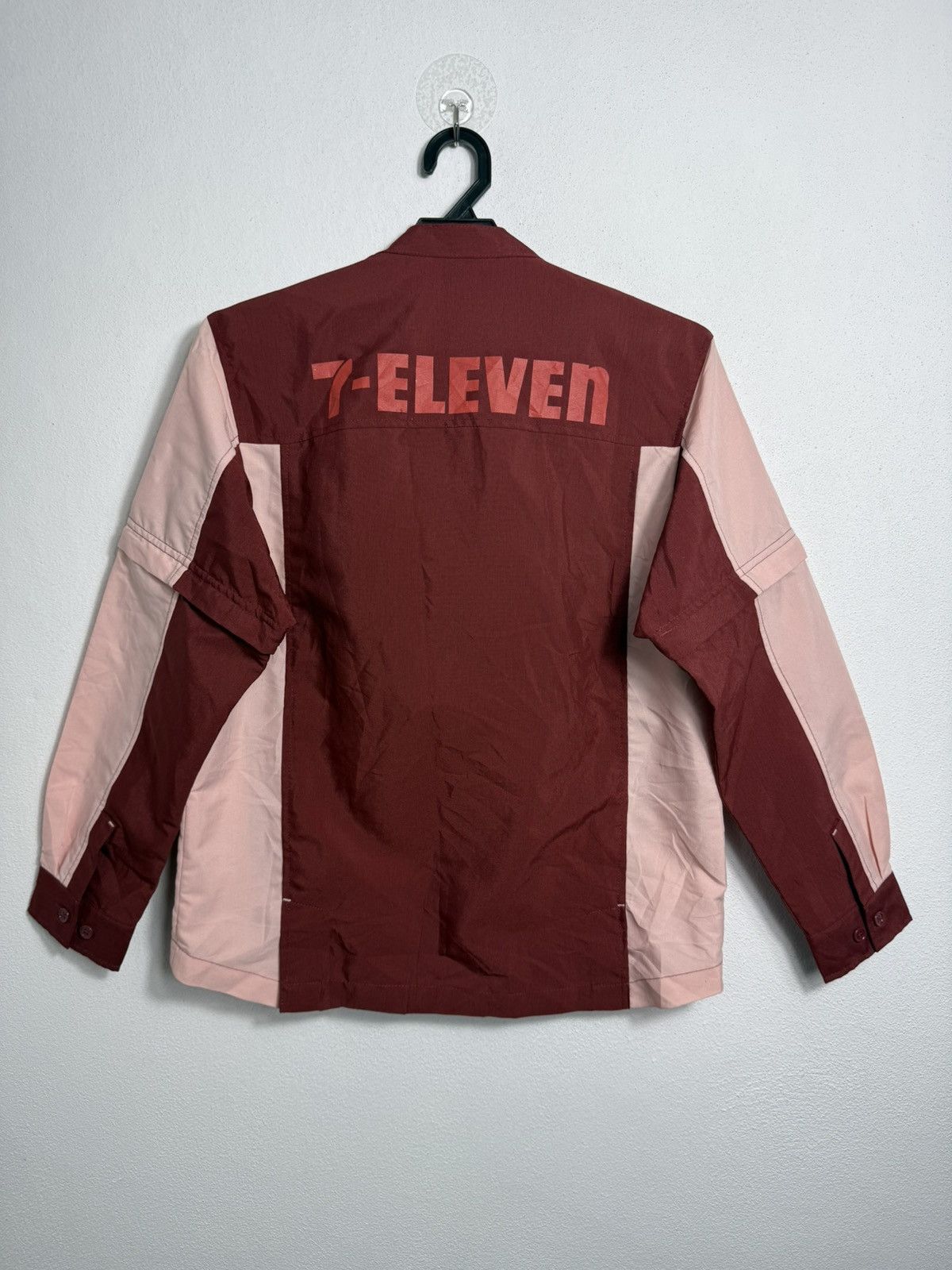 Uniform Studios VINTAGE SEVEN ELEVEN UNIFORM MAROON RAINBOW Size US S / EU 44-46 / 1 - 5 Thumbnail