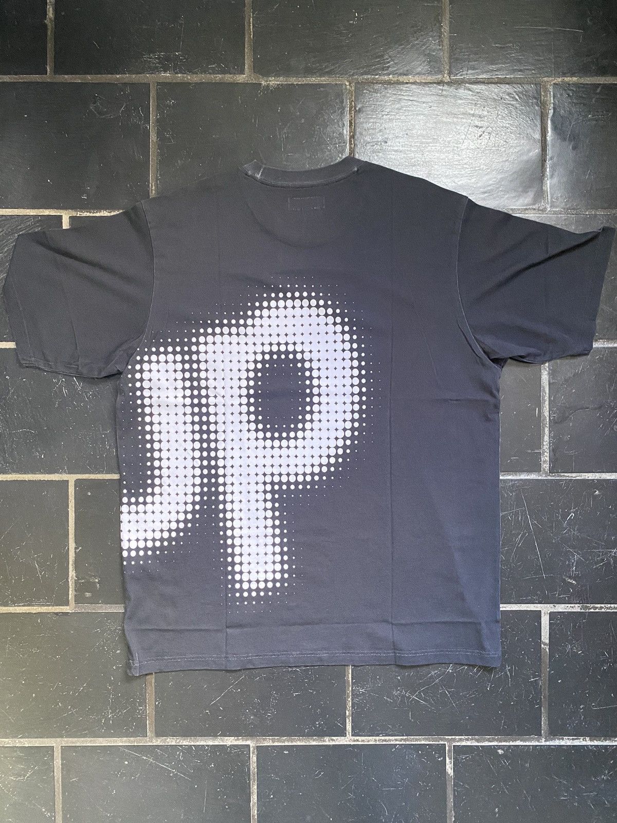 Supreme Supreme Halftone S/S Top Black Size US L / EU 52-54 / 3 - 2 Thumbnail