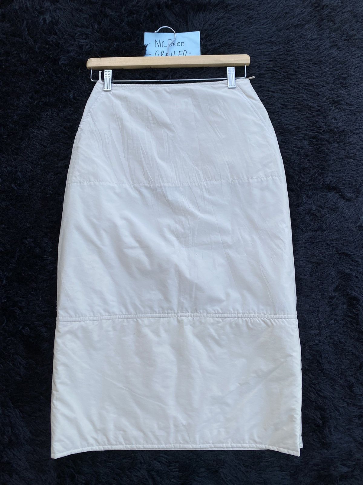 image of Vintage Max Mara Midi Skirt in Cream/Cream, Women's (Size 28)