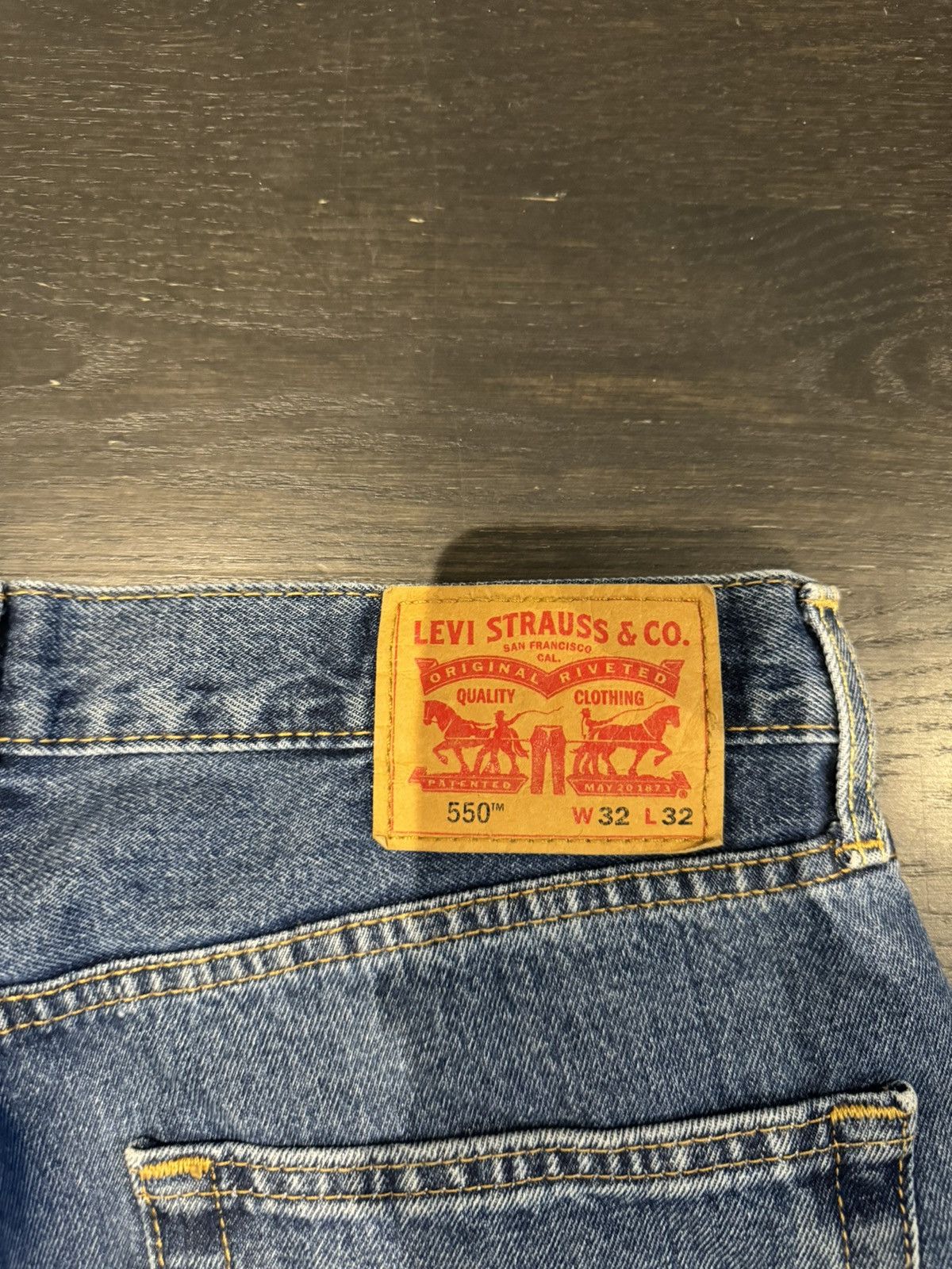 Levi's × Vintage Levi’s 550 Size US 34 / EU 50 - 6 Thumbnail
