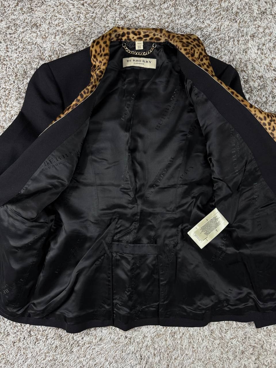 Burberry Burberry London Leopard Pony Hair Shawl Collar Wool Blazer Size L / US 10 / IT 46 - 10 Thumbnail