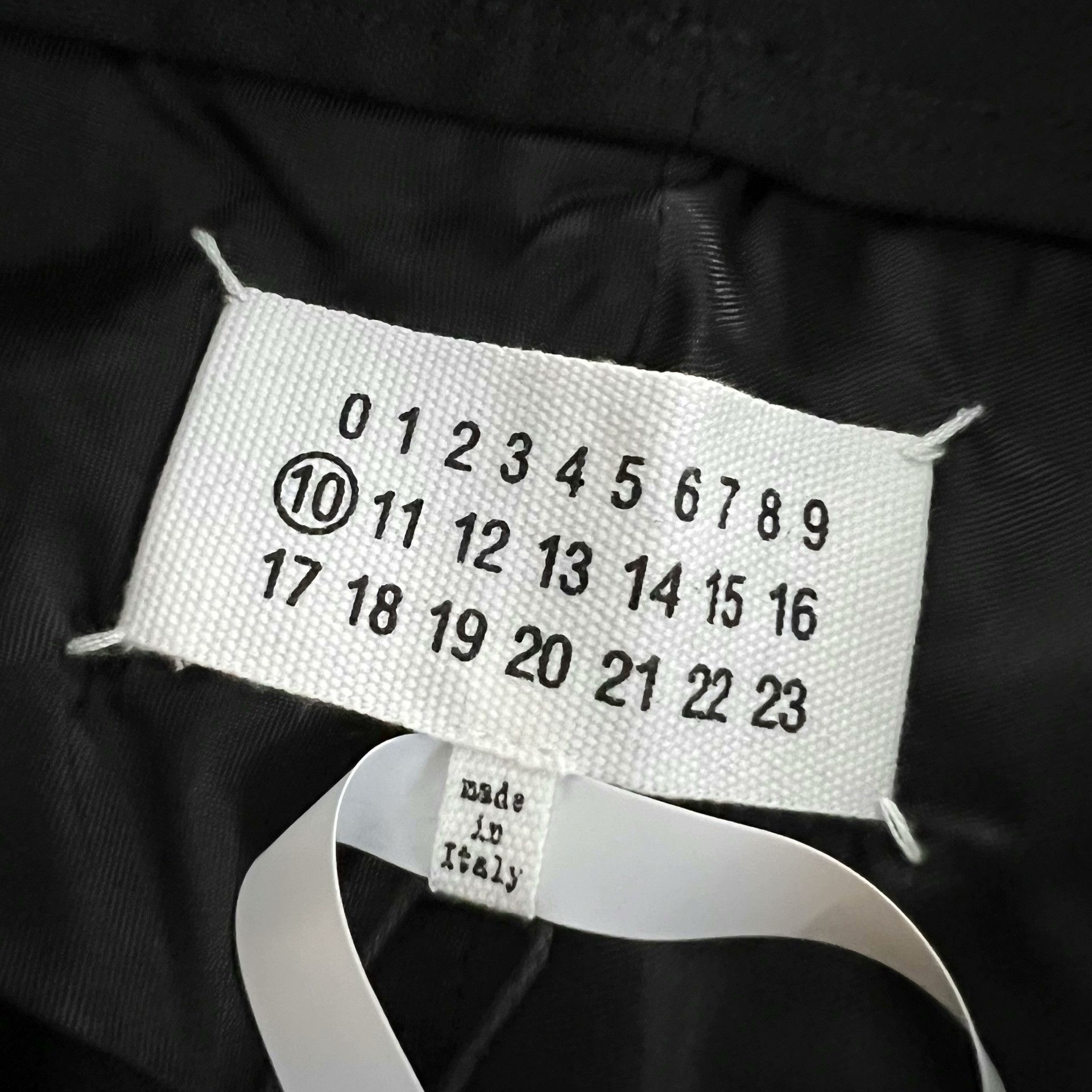 Maison Margiela Maison Margiela Black Shorts Size US 30 / EU 46 - 4 Thumbnail