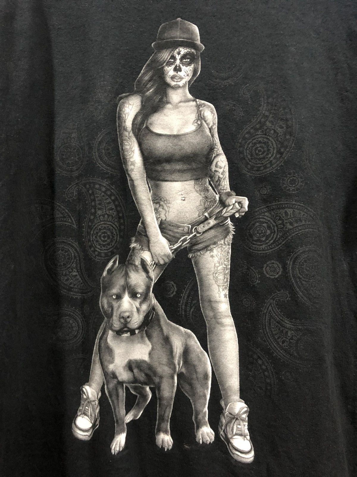 Vintage Vintage Sexy Tattoo Girl With Pit Bull Dog Tshirt Size US L / EU 52-54 / 3 - 2 Thumbnail