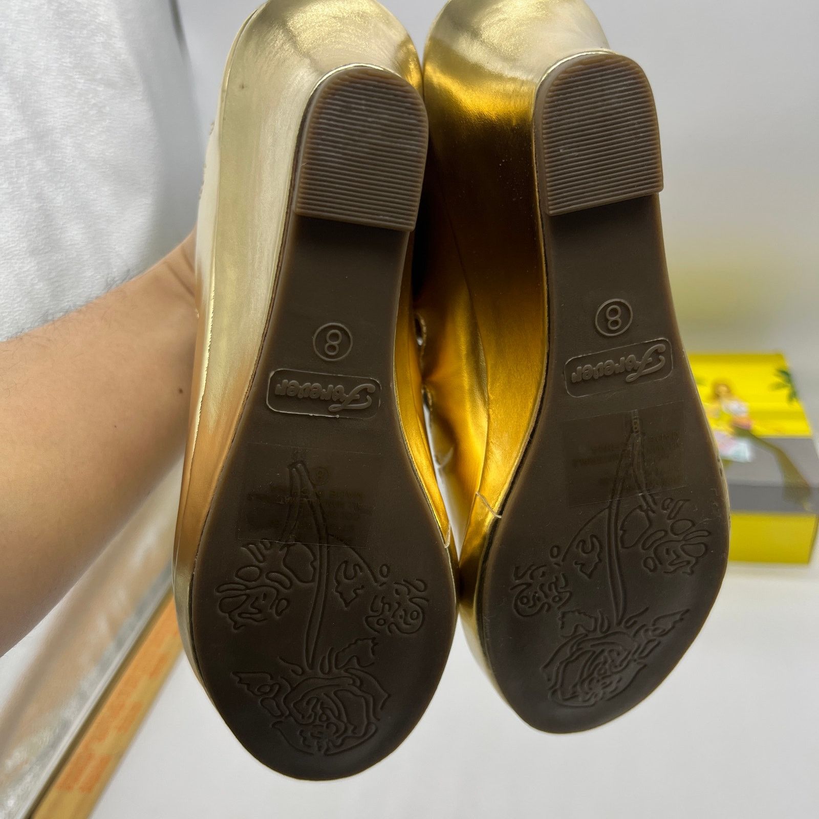 Other Forever Gold Wedge Sandals Women's Size 8 Shoes Back Zipper Size US 8 / IT 38 - 8 Thumbnail