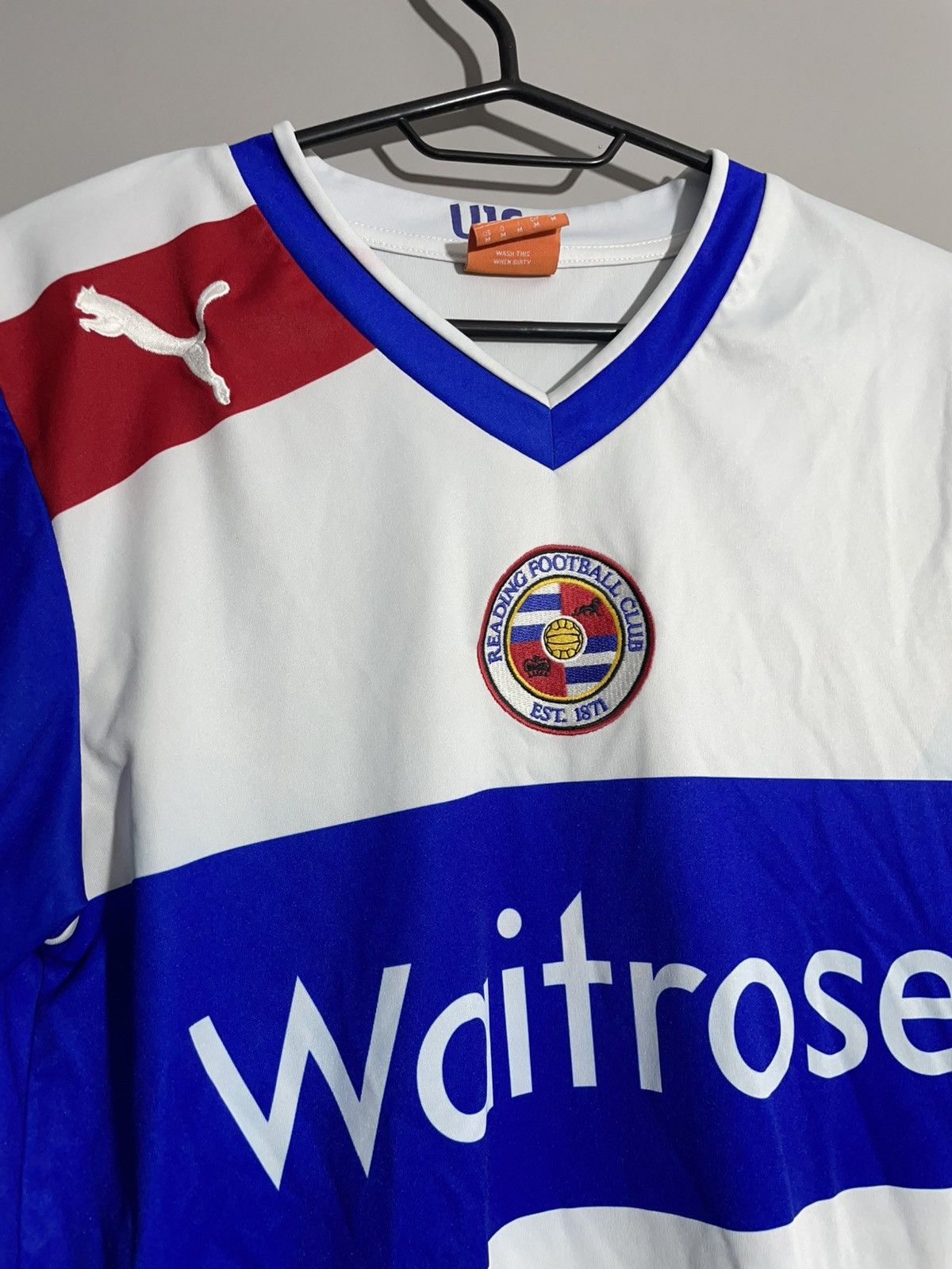 Vintage Vintage Fc Reading Football Club Soccer jersey #18 size M Size US M / EU 48-50 / 2 - 4 Thumbnail