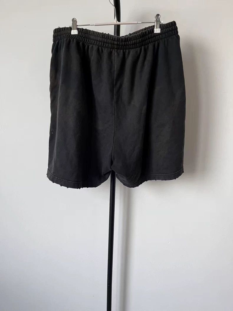Balenciaga Balenciaga size L BB Paris Icon Solid Print Elastic Waist Size US 26 / EU 42 - 2 Thumbnail