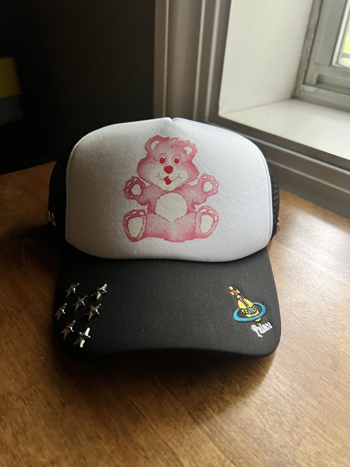 帽子 PALACE Vivienne Westwood Trucker BLACK Palace Vivienne Westwood Trucker Hat Black IN HAND SHIPS
