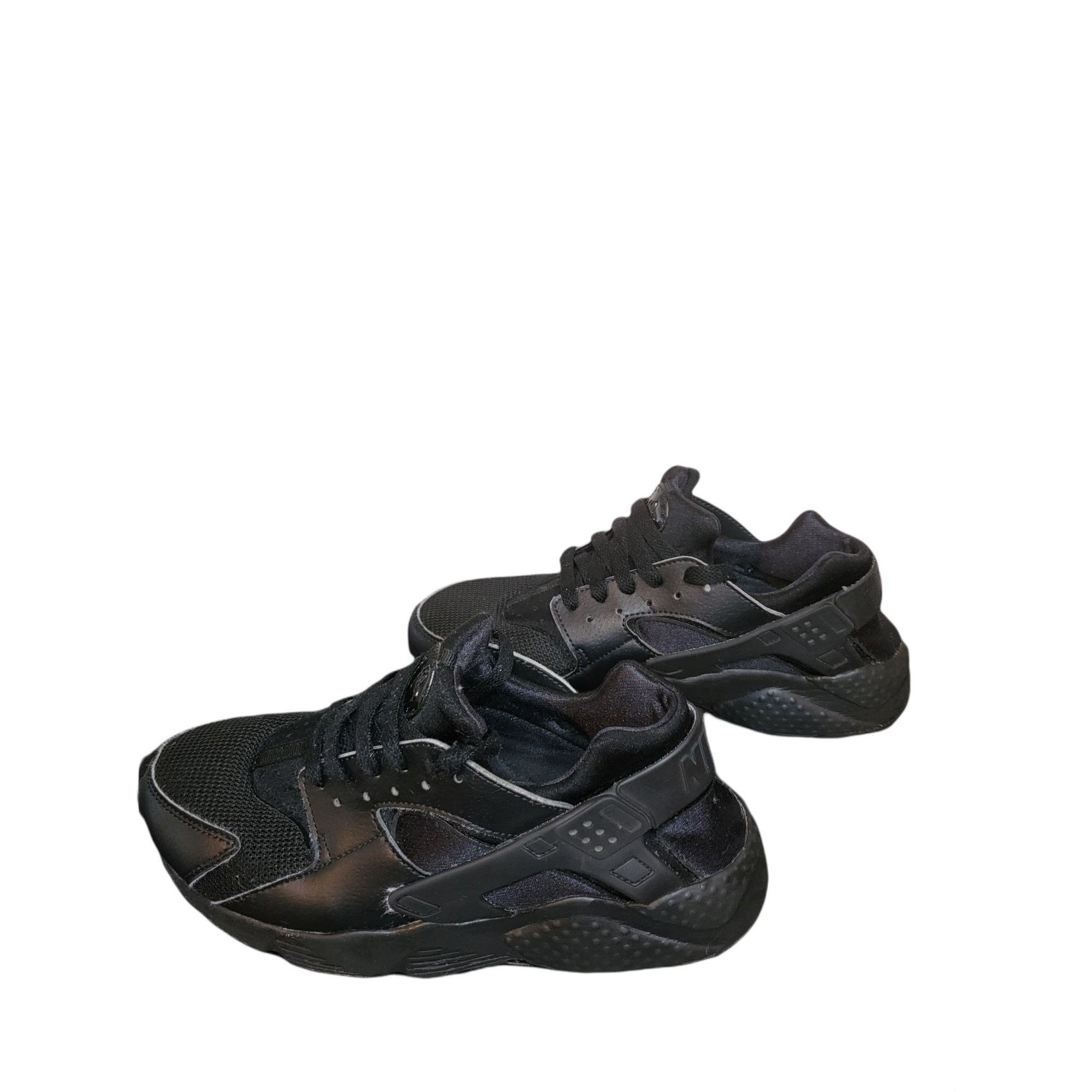 Nike Nike Huarache Run Sneakers Women Sz 7 Black Leather Running Size US 7 / IT 37 - 2 Thumbnail