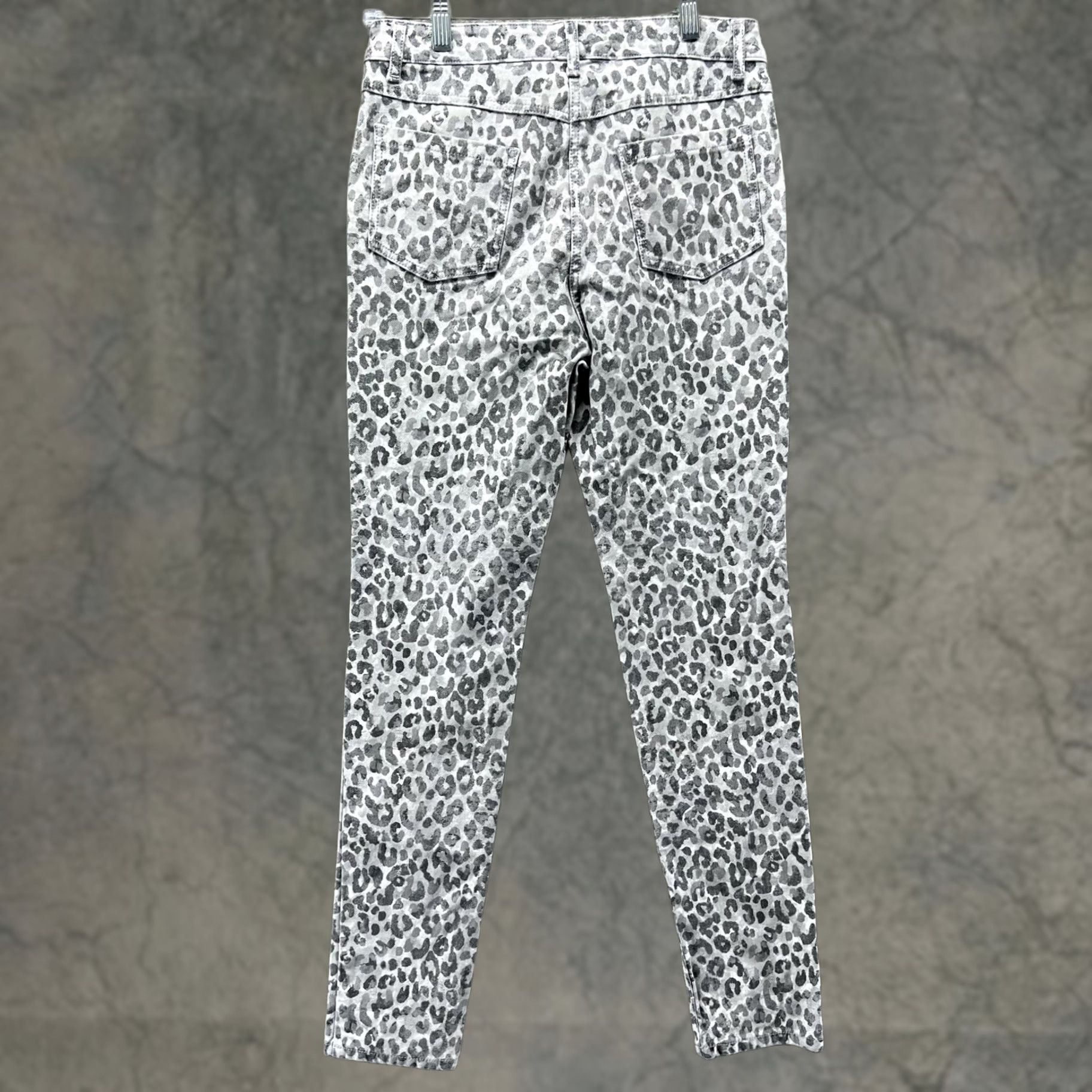 J.McLaughlin J. McLaughlin Jeans Womens 6 Gray Leopard Animal Print Skinny Ankle Denim Pants Size 28" / US 6 / IT 42 - 1 Thumbnail