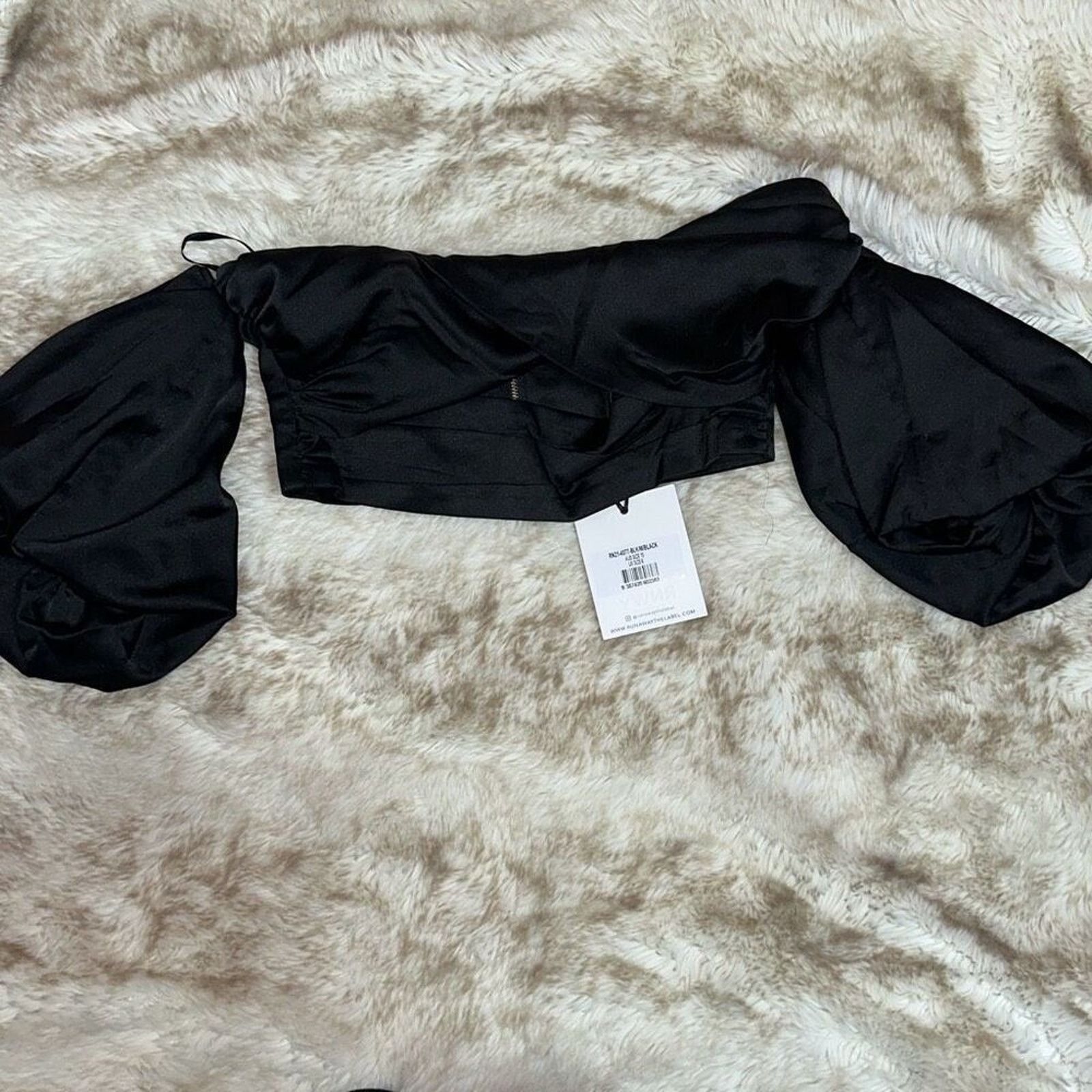 Other Runway Sydney Black Crop Top Puff Sleeve | Sz 6 Size M / US 6-8 / IT 42-44 - 2 Thumbnail