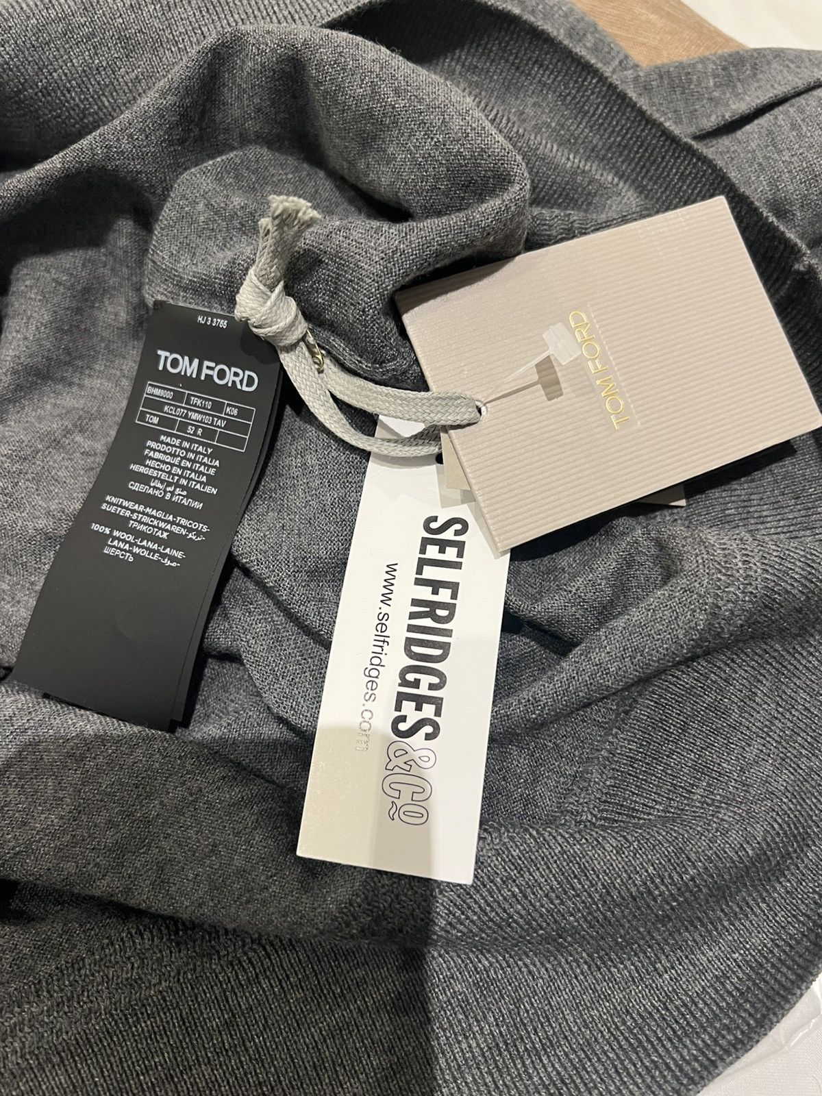 TOM FORD FINE GAUGE MERINO CREWNECK COLOUR CHARCOAL GREY 52
