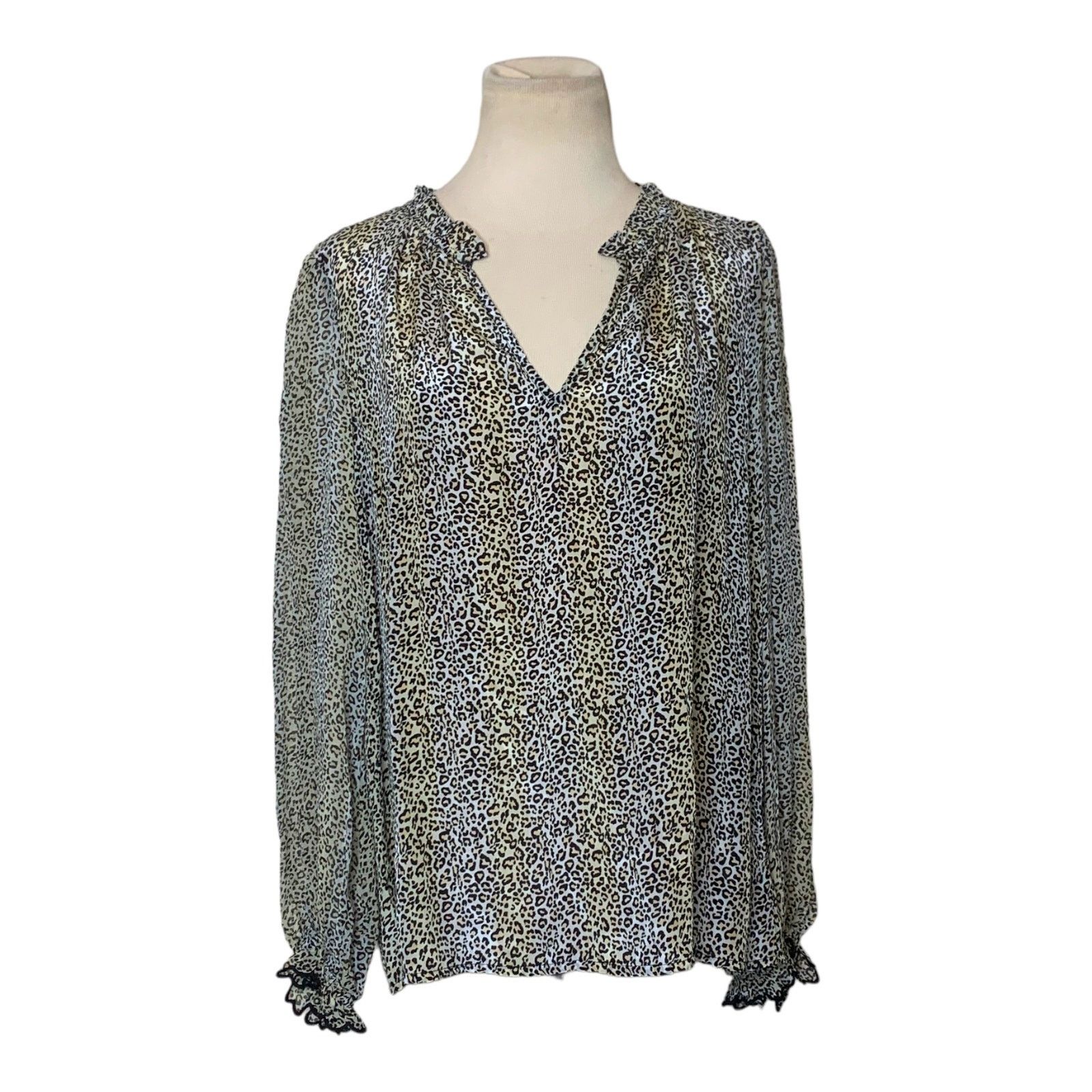 Velvet Velvet by Graham & Spencer Leopard Printed Blouse size Large Size L / US 10 / IT 46 - 1 Thumbnail
