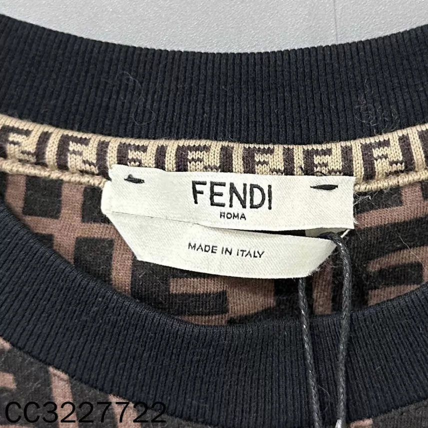 Fendi FENDI 3D Embroidered FF Allover Print Short-Sleeve XS Size XS / US 0-2 / IT 36-38 - 5 Thumbnail