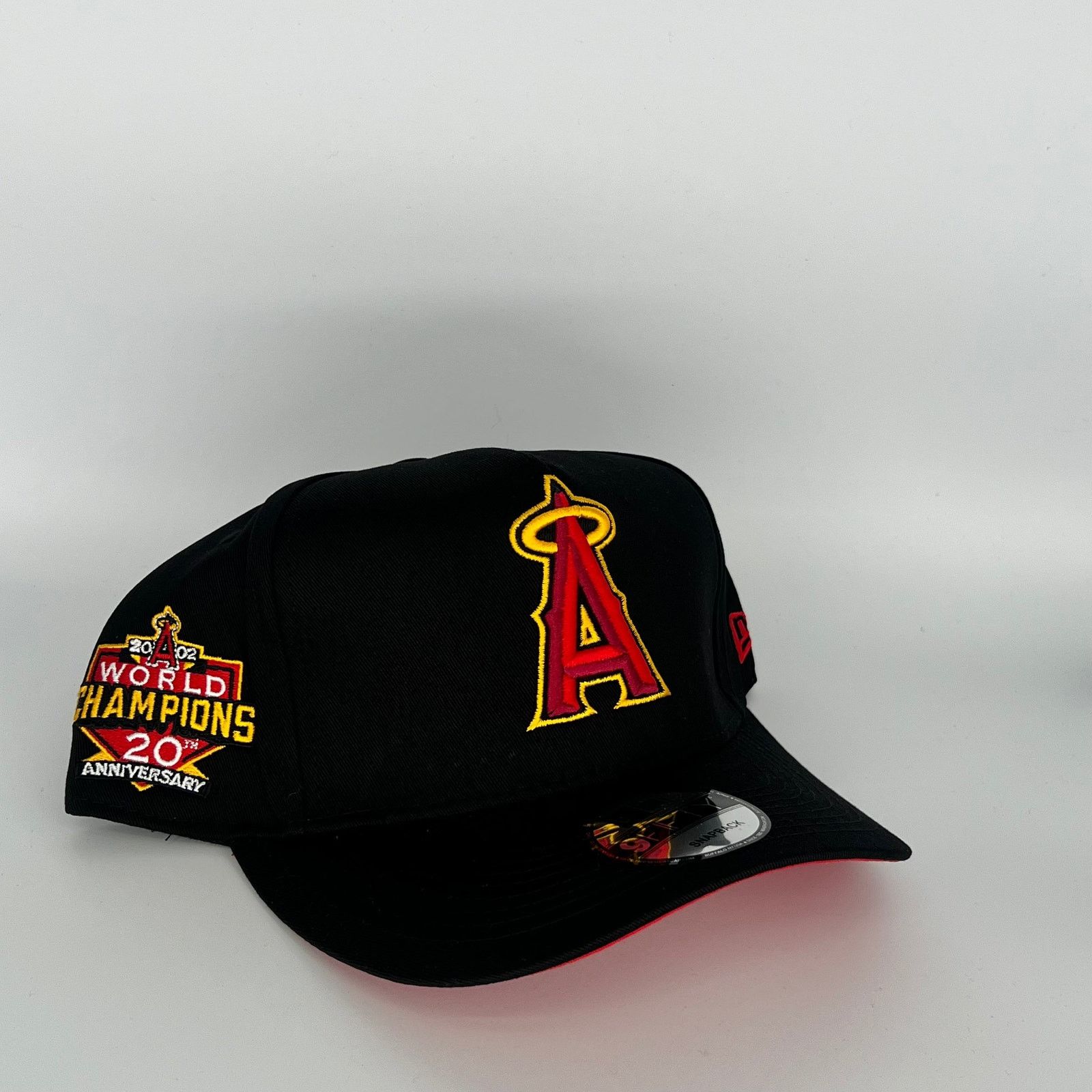 New Era Black Los Angeles Angels 02 World Champions 20TH Anniversary Size ONE SIZE - 1 Thumbnail