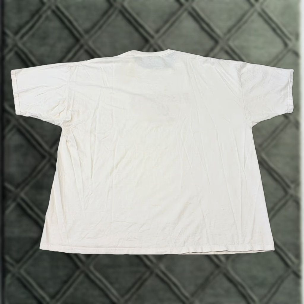 NCAA VINTAGE 90s University Of Wisconsin Badgers Embroidered NCAA White 2XL T-Shirt Mens Size US XXL / EU 58 / 5 - 1 Thumbnail