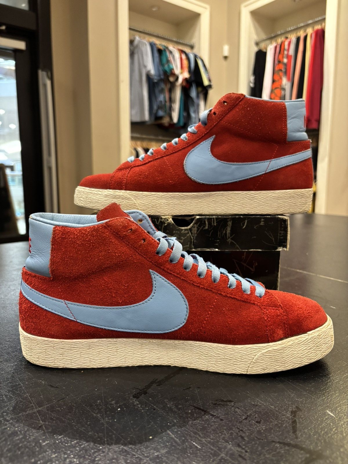 Nike Nike SB Blazer Vanilla Ice Size US 9 / EU 42 - 4 Thumbnail