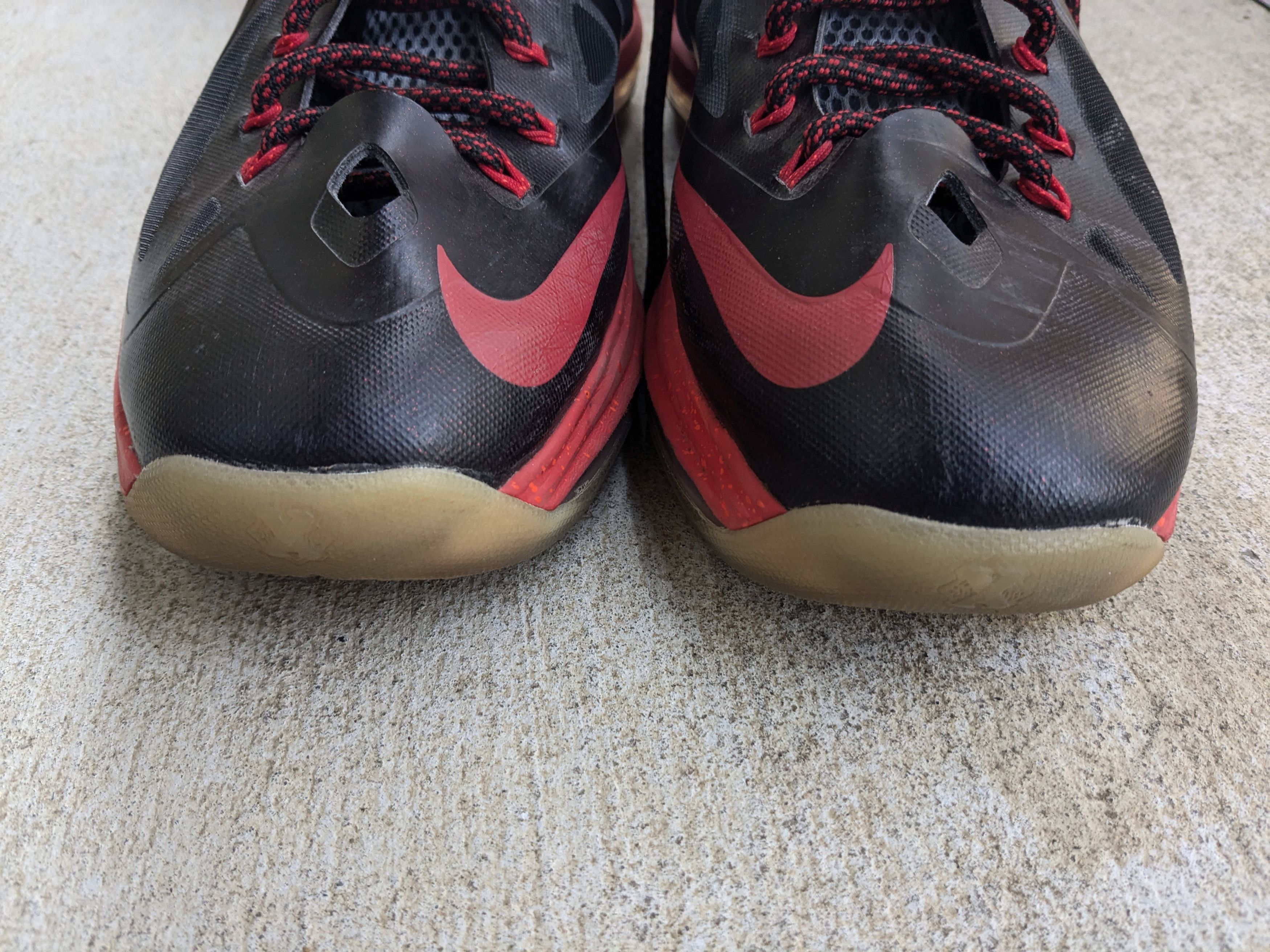 Nike Nike LeBron 10+ Sport Pack Pressure 11 Red Black 542244-001 Size US 11 / EU 44 - 4 Thumbnail