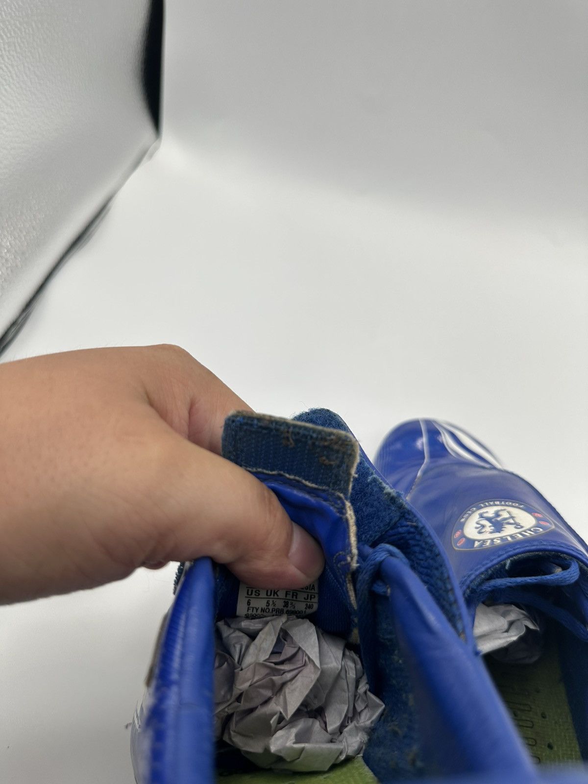 Adidas Chelsea Size US 6 / EU 39 - 9 Thumbnail