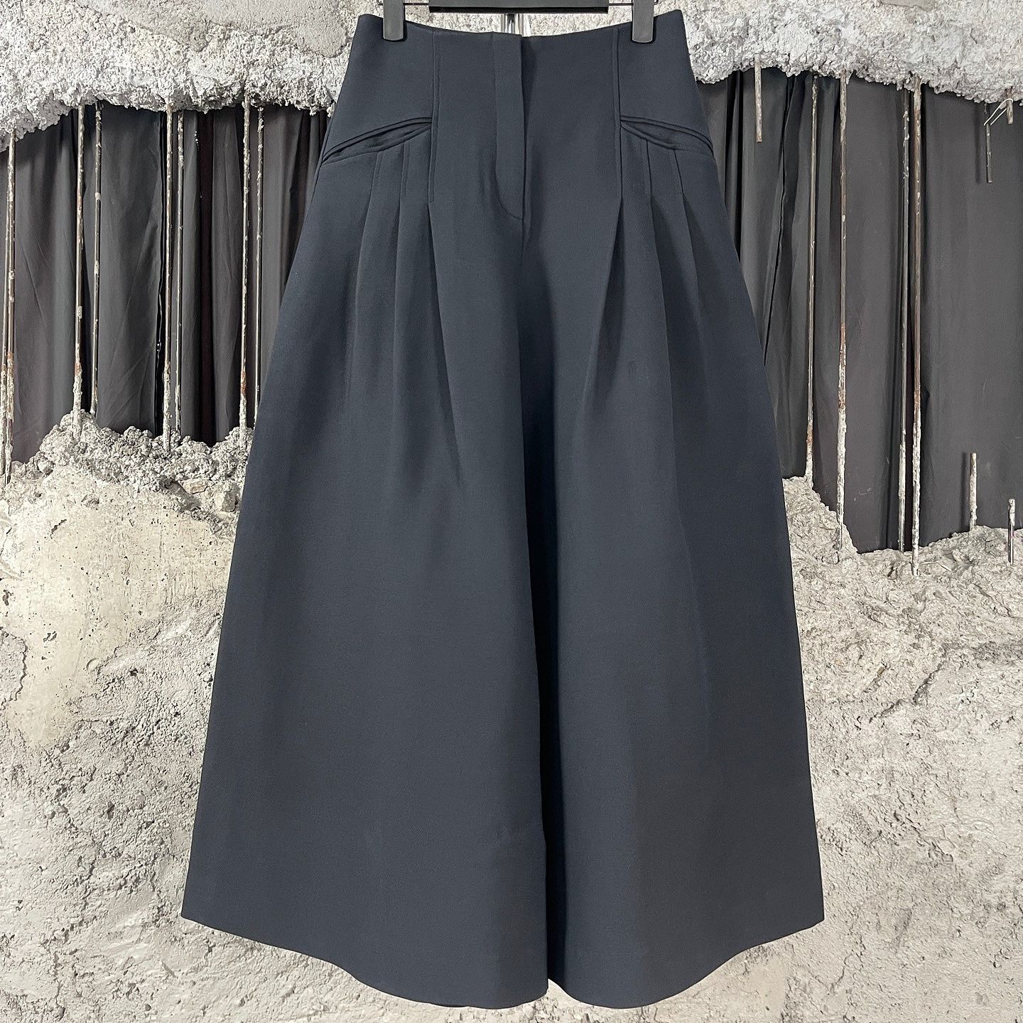 Dior Dior Wool Silk Pleated Pants Black Size 36 Size 26" / US 2 / IT 38 - 1 Thumbnail