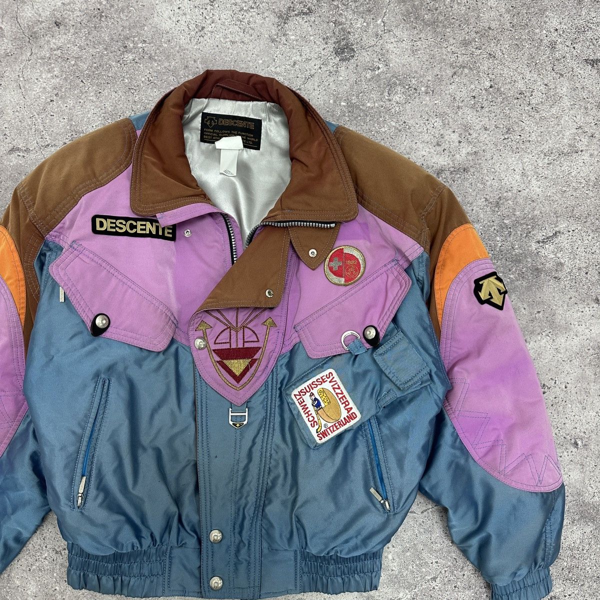 希少　ビンテージ　90s DESCENTE　スキーウェア　スイス代表モデル