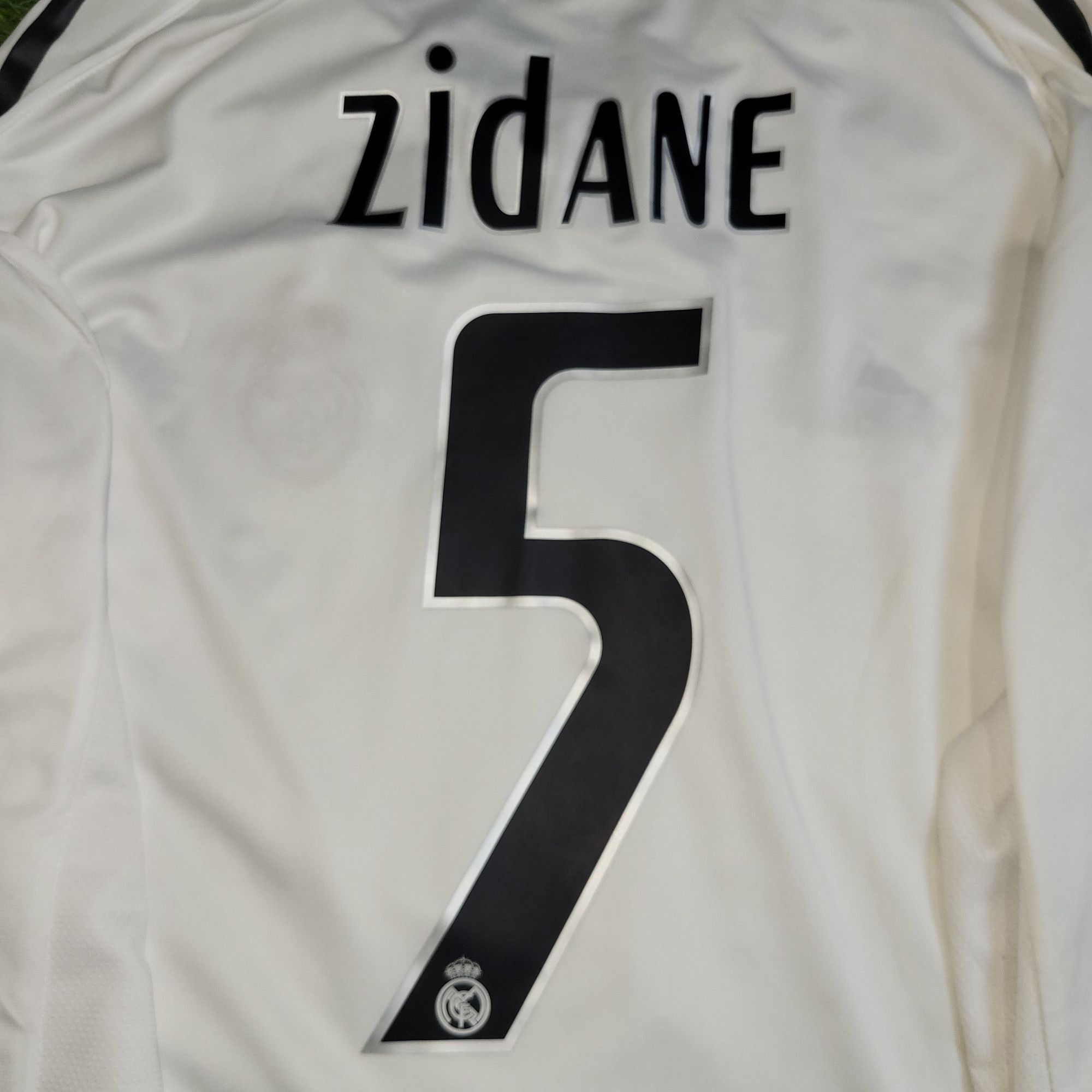 Adidas Zidane Real Madrid UEFA 2005 2006 Long Sleeve Soccer Jersey Size US XL / EU 56 / 4 - 4 Thumbnail