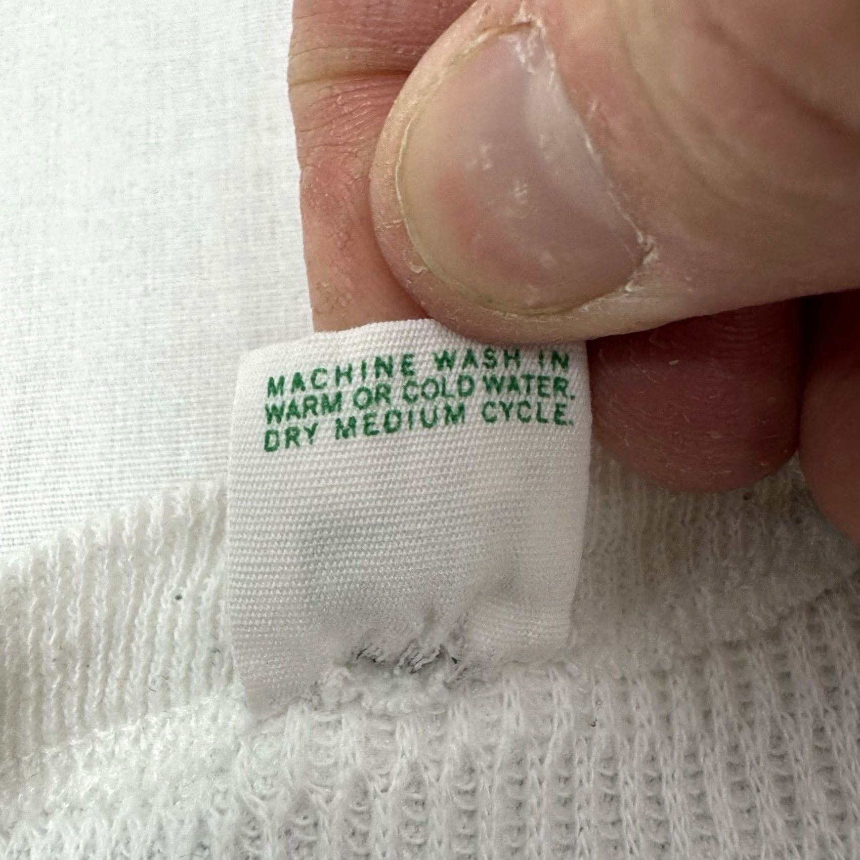 Hanes VINTAGE Hanes Thermal Knit T-Shirt Mens Small White 70s USA Crew Neck Long Sleeve Slim Size US S / EU 44-46 / 1 - 7 Thumbnail